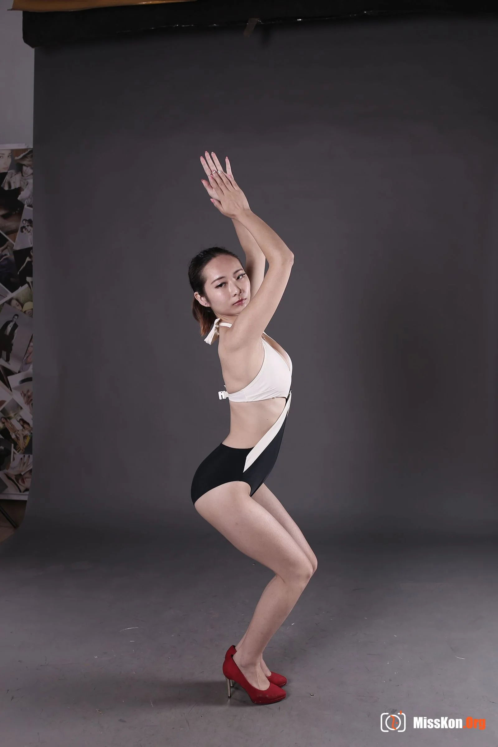 Nude photo set of Chinese model: Floren (2014-11-01) - Photo 13