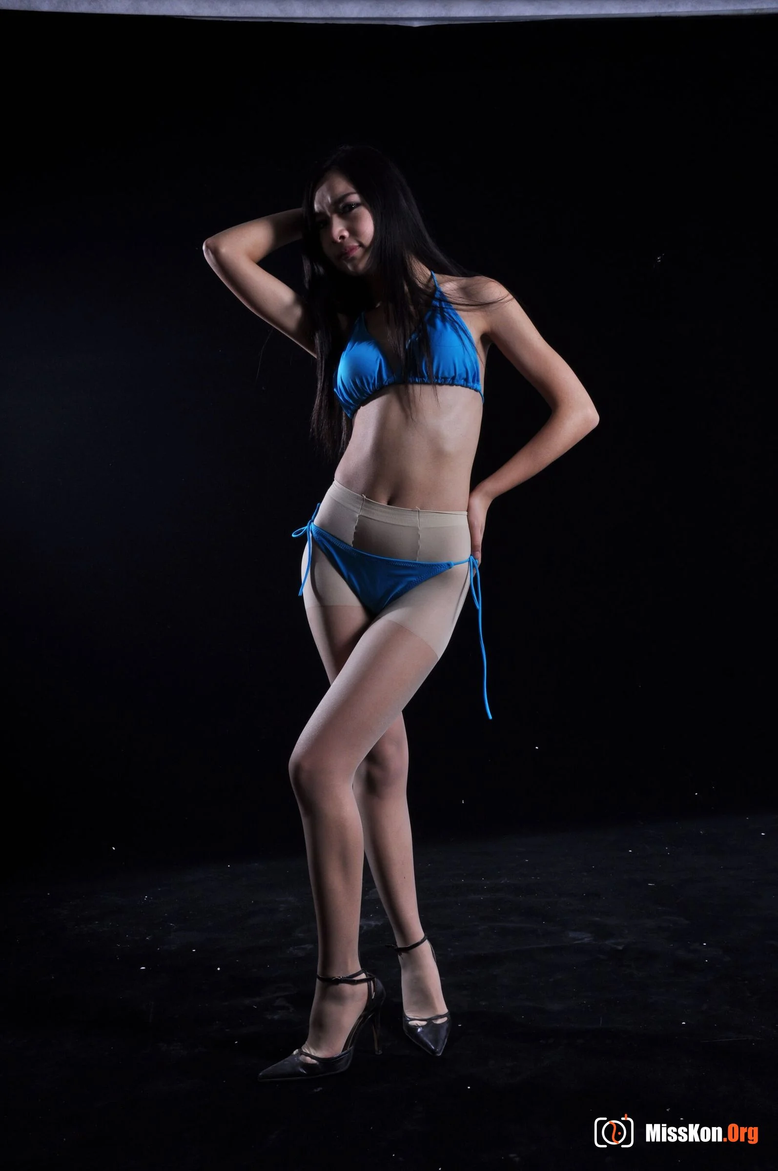 Nude photo set of Chinese model: Fly fly (2009-02-15) - Photo 13