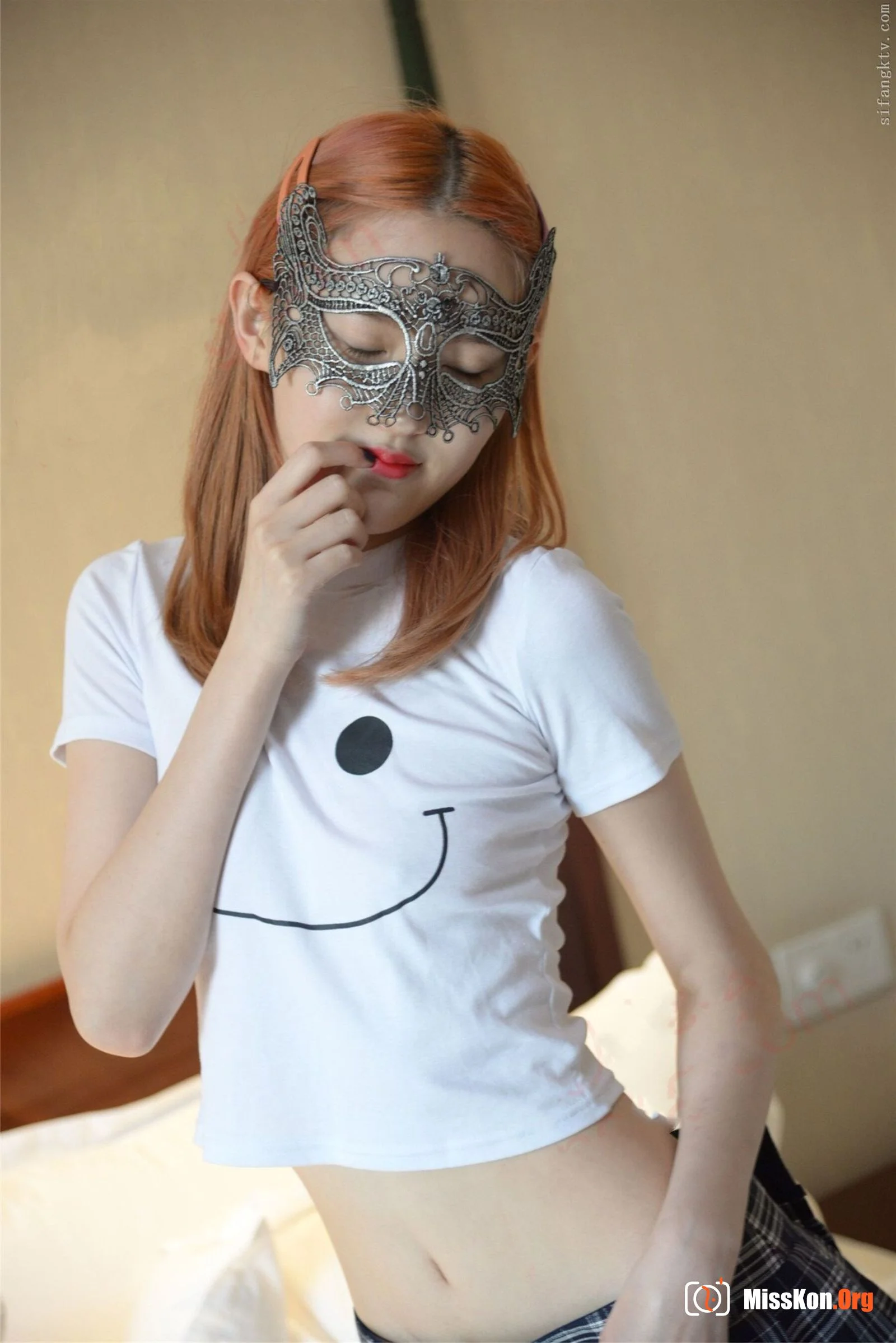 Nude photo set of Chinese model: Fox - Photo 9