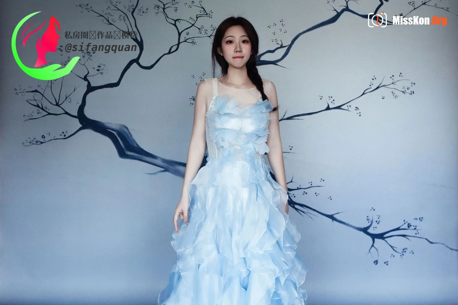 Nude photo set of Chinese model: Freshman (2025-04-19) - Photo 9