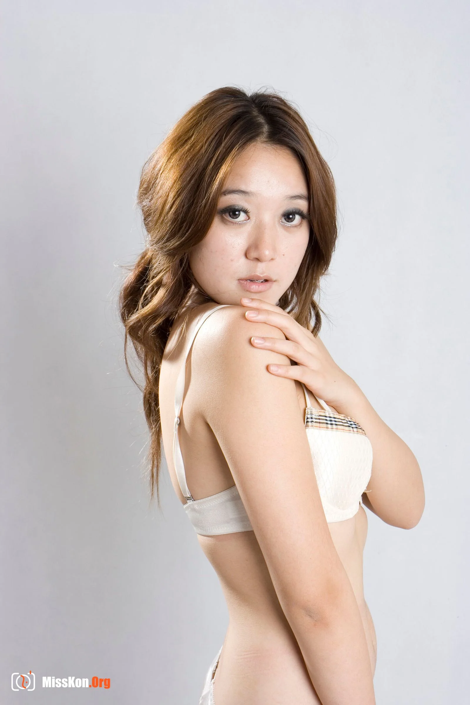 国模高行美人体私拍套图（2009-10-31） - 照片 18