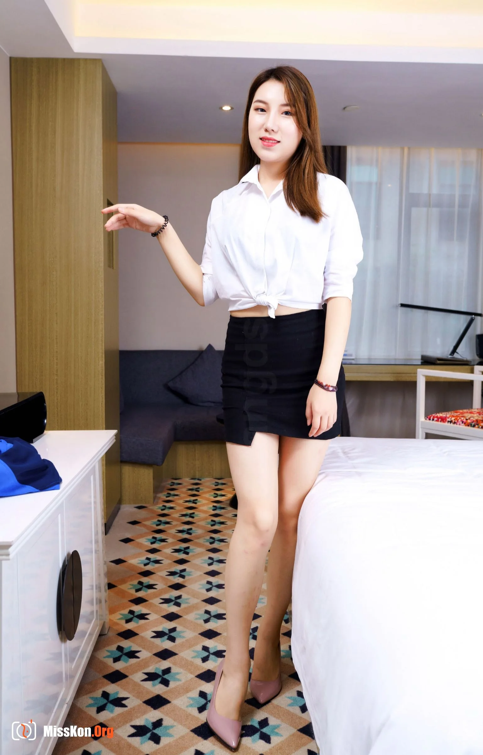 Nude photo set of Chinese model: Ghost (2019-05-06) - Photo 2