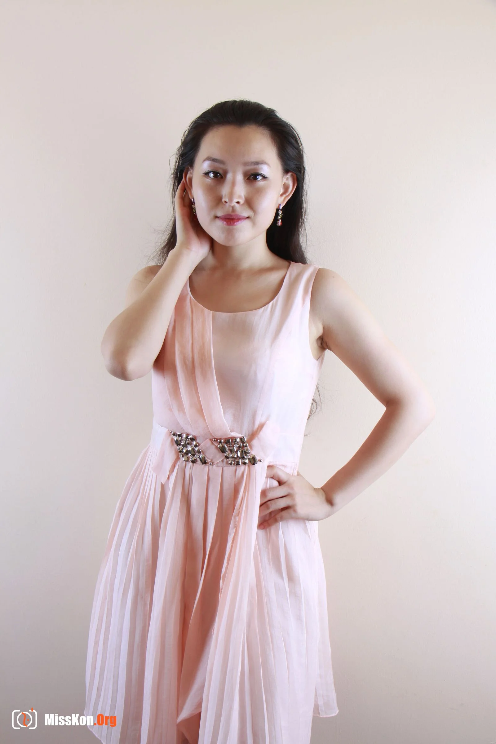 Nude photo set of Chinese model: Gina - Photo 3