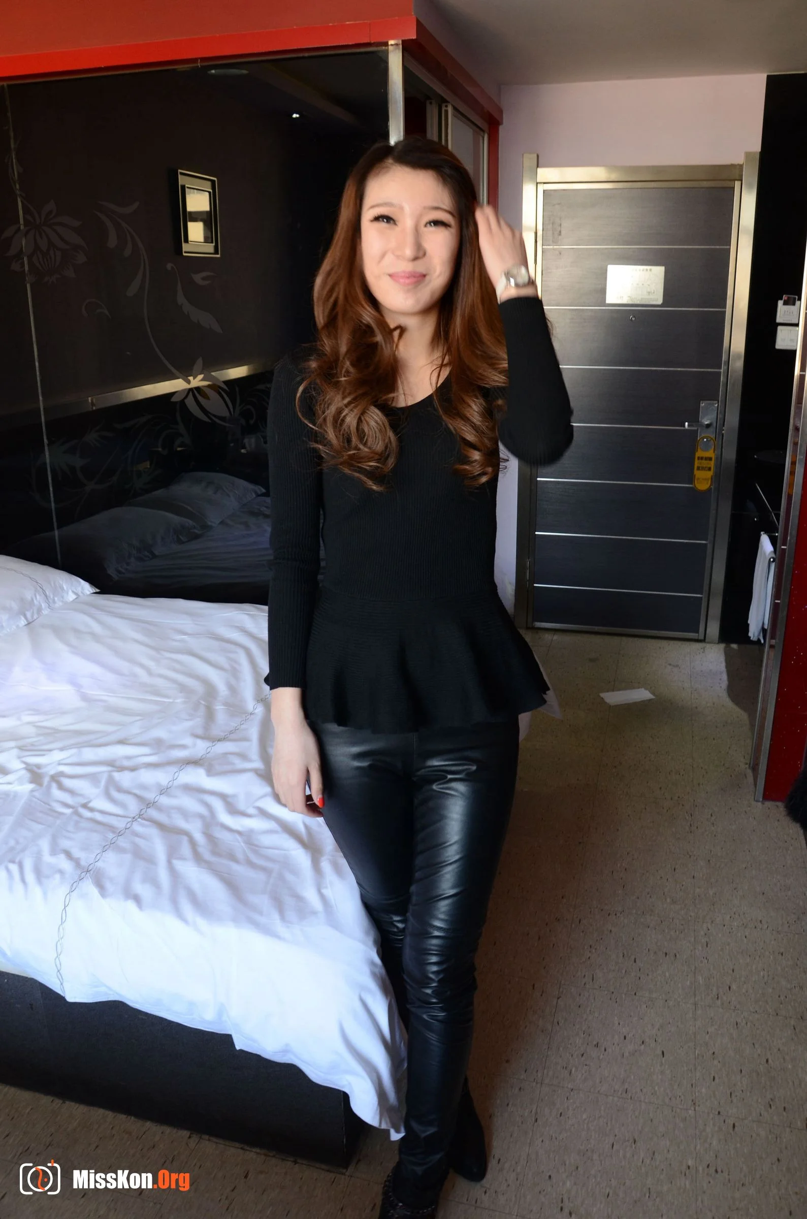 Nude photo set of Chinese model: Gladly (2015-01-16) - Photo 12