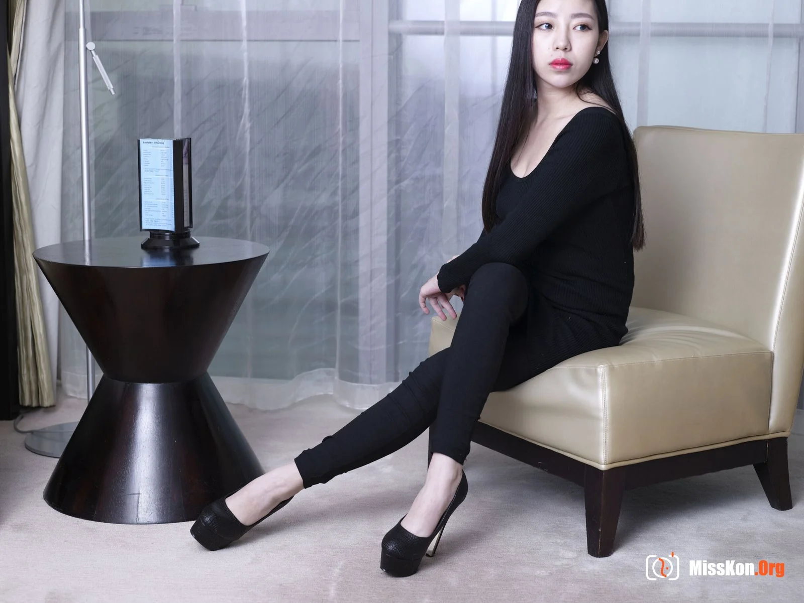 Nude photo set of Chinese model: Gu Mingmei (2014-11-30) - Photo 2