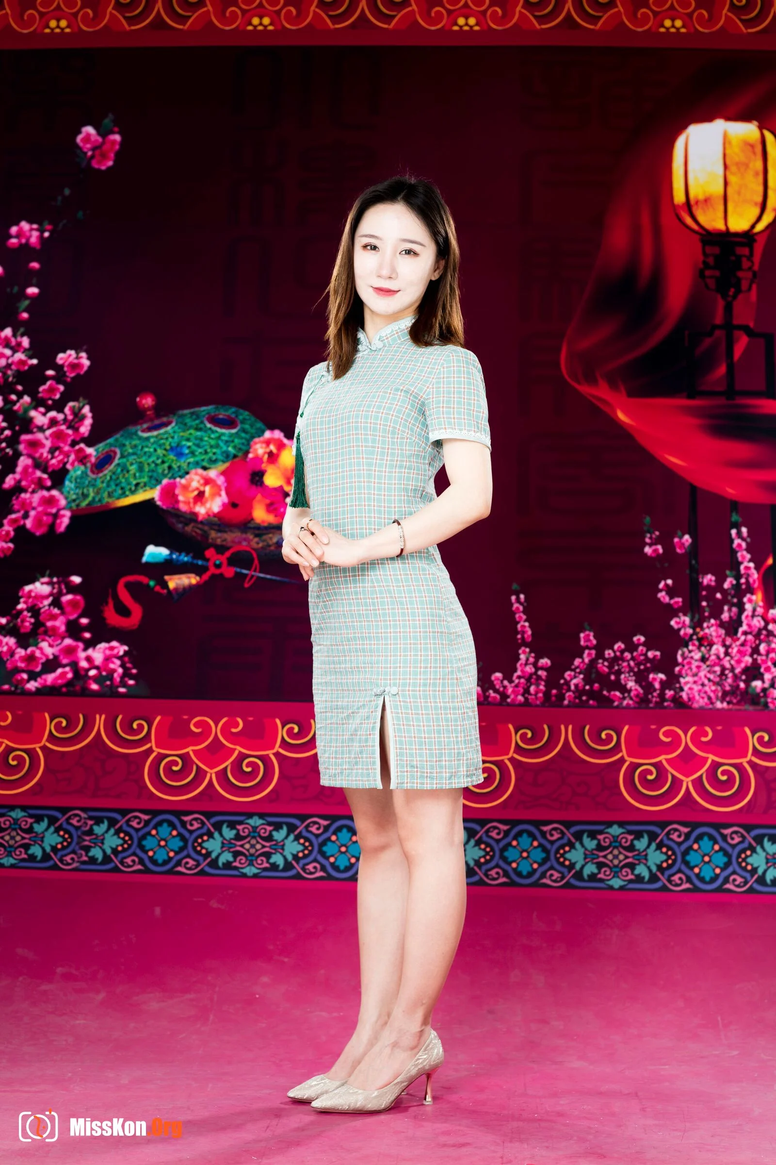 Nude photo set of Chinese model: Huang Fujieer (2020-04-17) - Photo 2