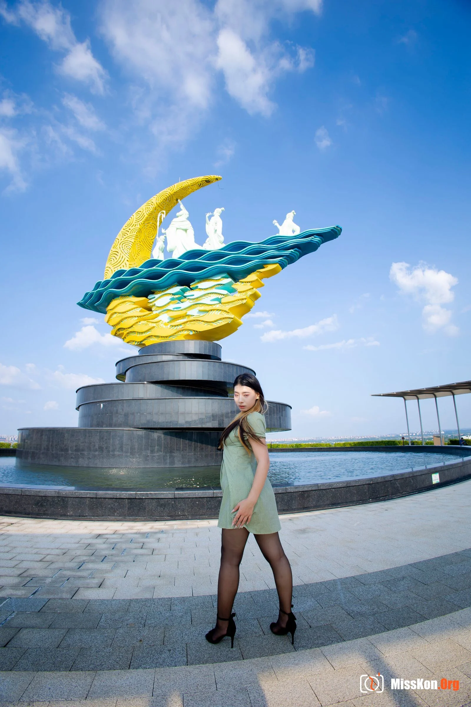 Nude photo set of Chinese model: Huang Fujingyi (Jingyi) - Photo 18