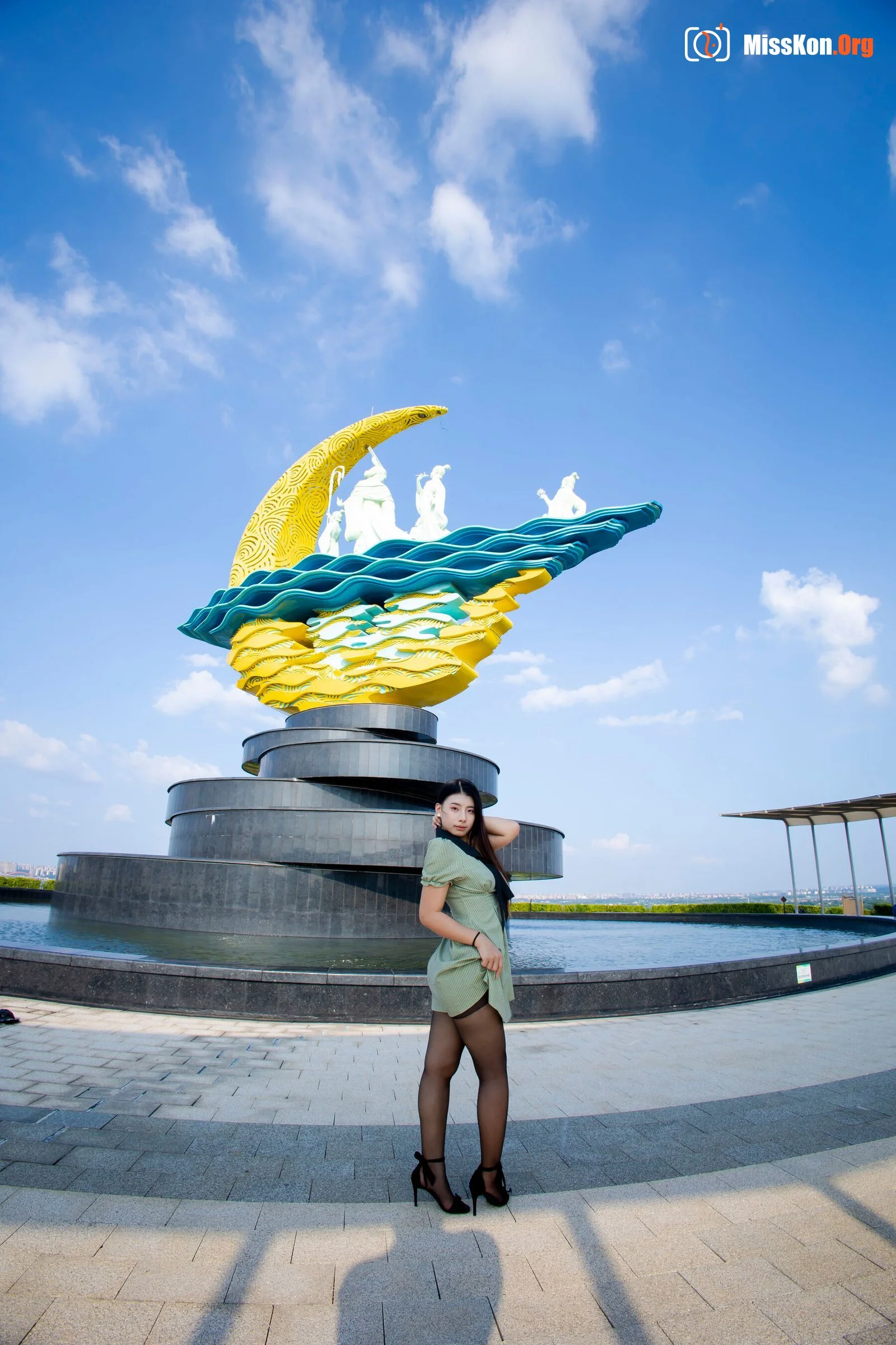 Nude photo set of Chinese model: Huang Fujingyi (Jingyi) - Photo 9