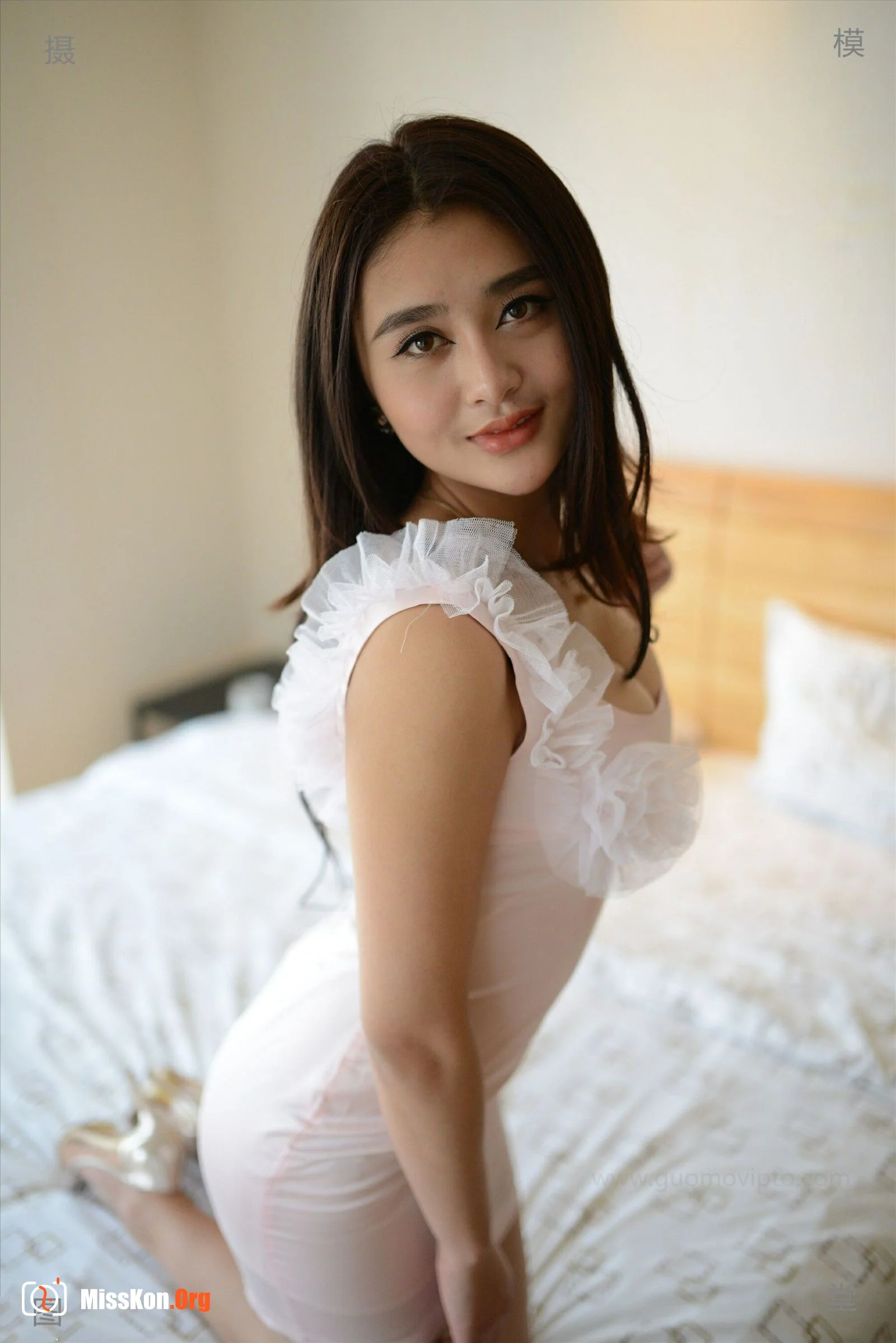 Nude photo set of Chinese model: Ice - Photo 11