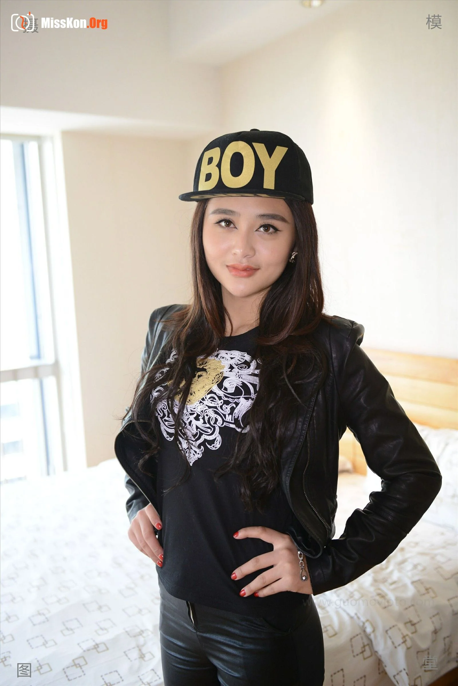 Nude photo set of Chinese model: Ice - Photo 8