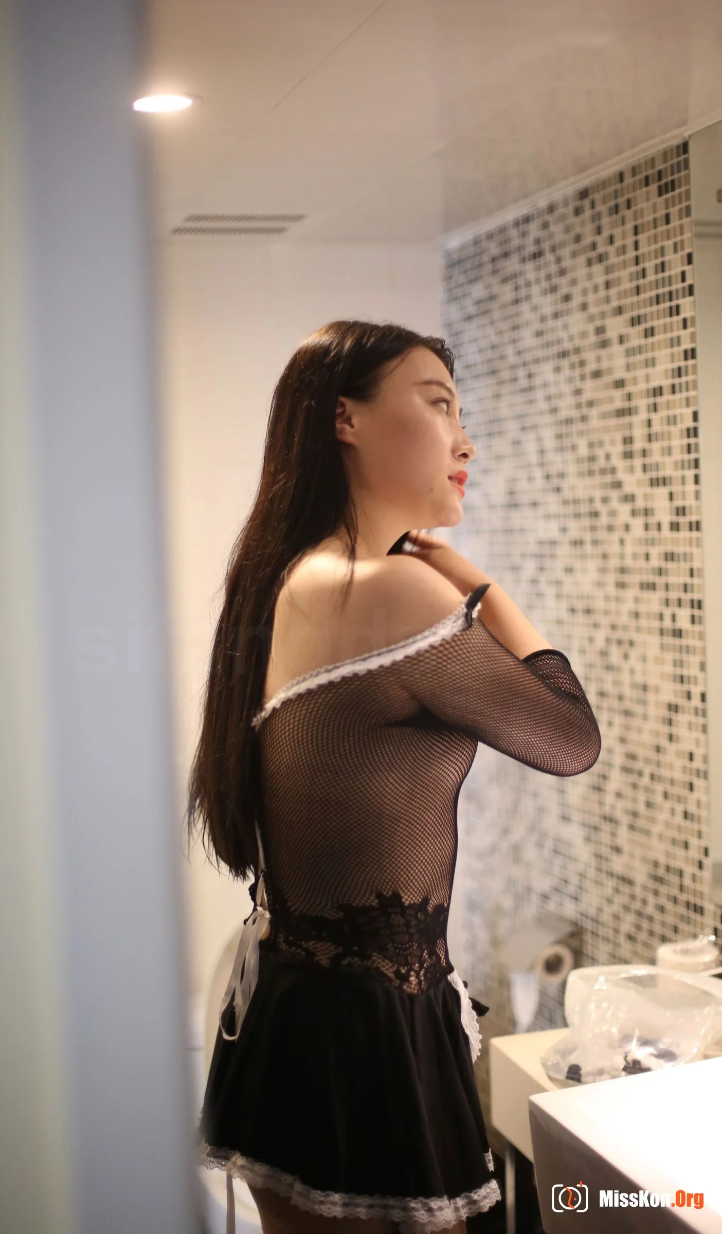 Nude photo set of Chinese model: Jiao Jing (2019-07-17) - Photo 2