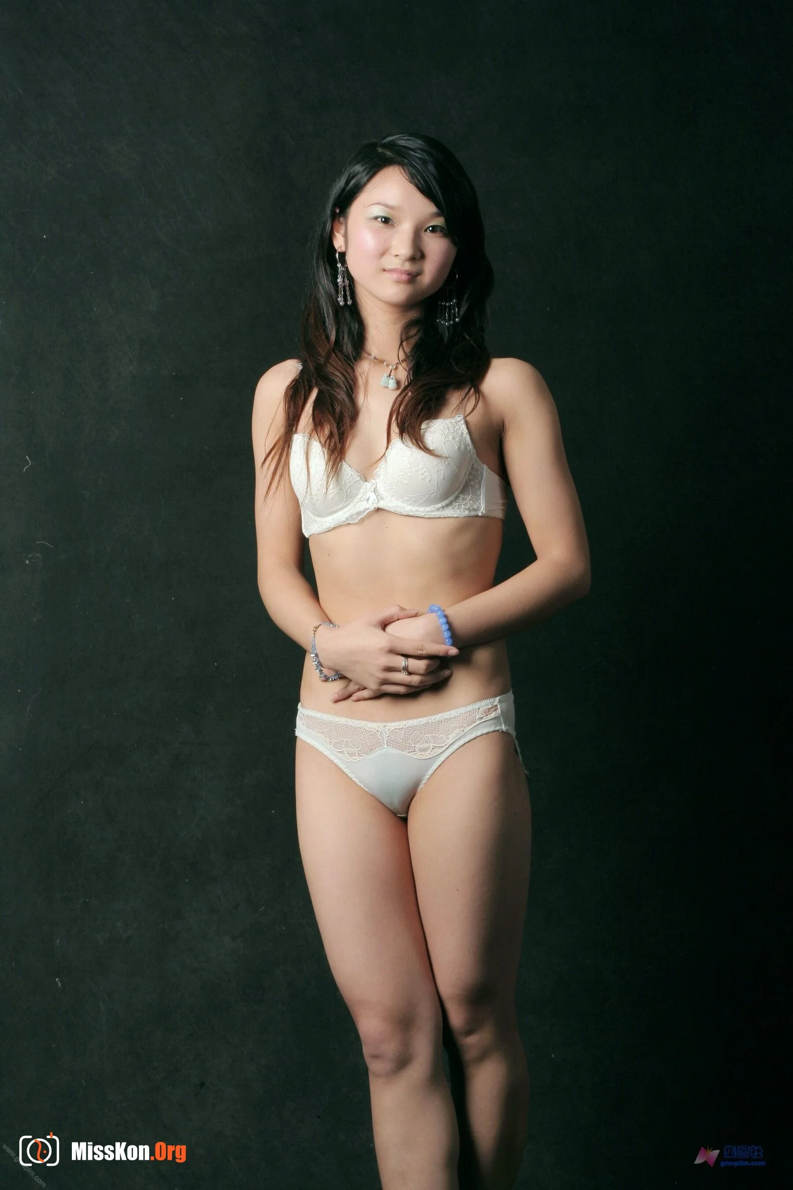 Nude photo set of Chinese model: Jiawen (Kitty Hawk) (2007-05-21) - Photo 8