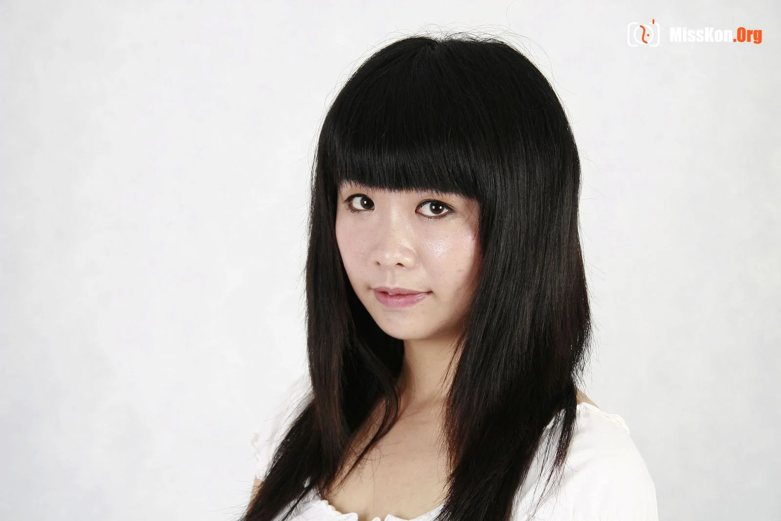 Nude photo set of Chinese model: Jingjing - Photo 3