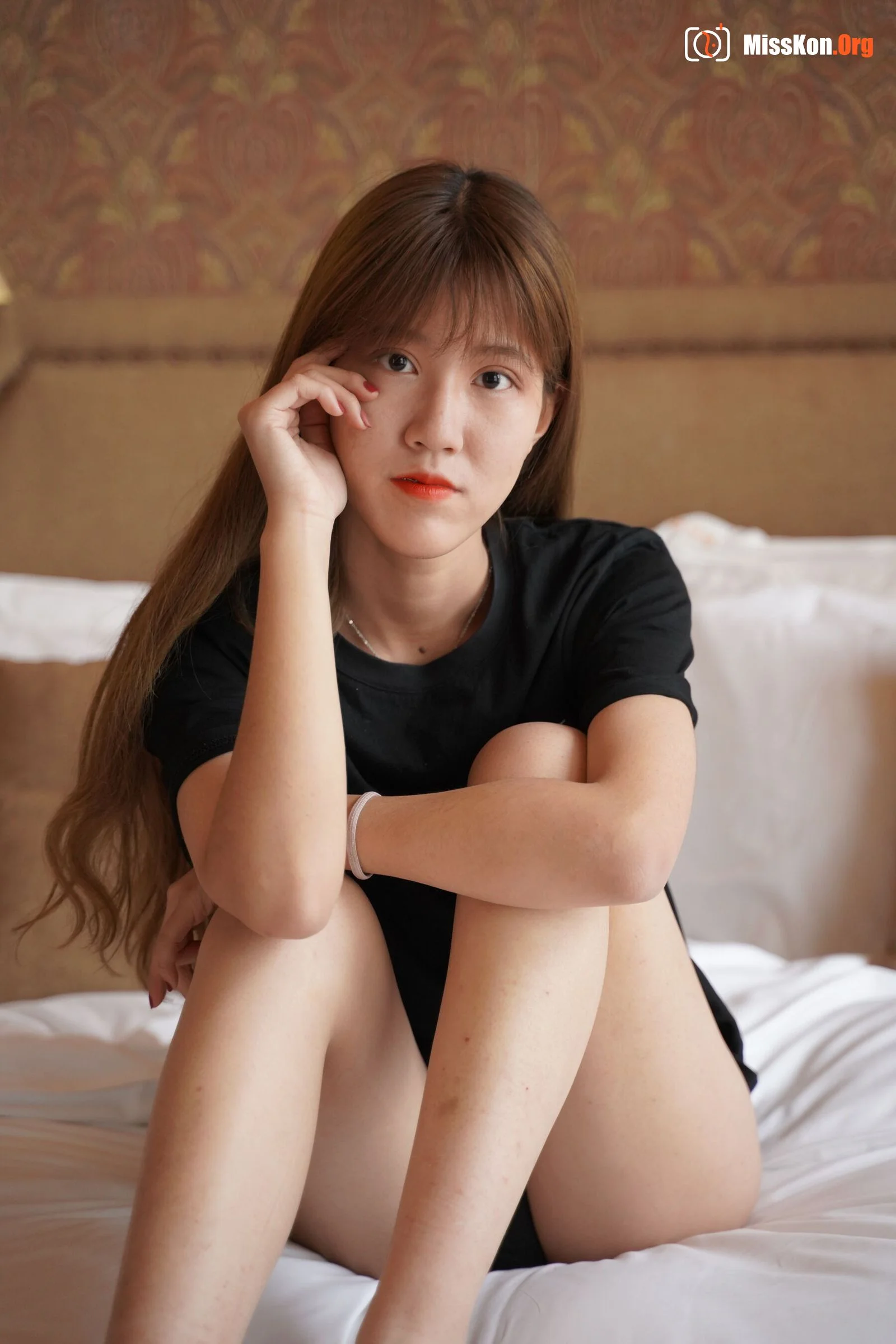 Nude photo set of Chinese model: Jingyi (2019-10-26) - Photo 18