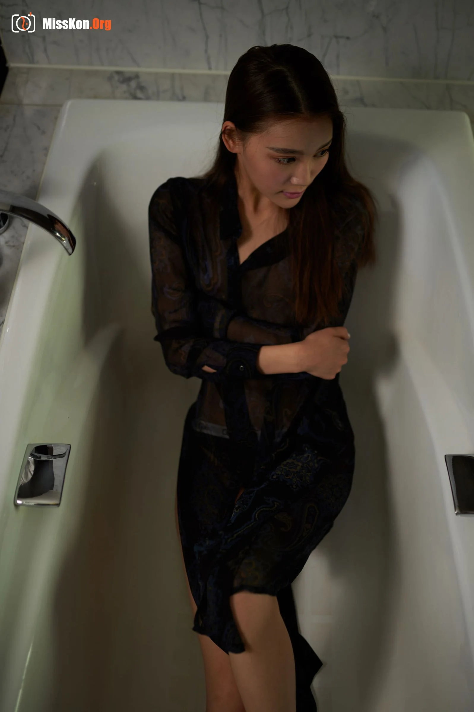 Nude photo set of Chinese model: Jiuer (2016-03-28) - Photo 4