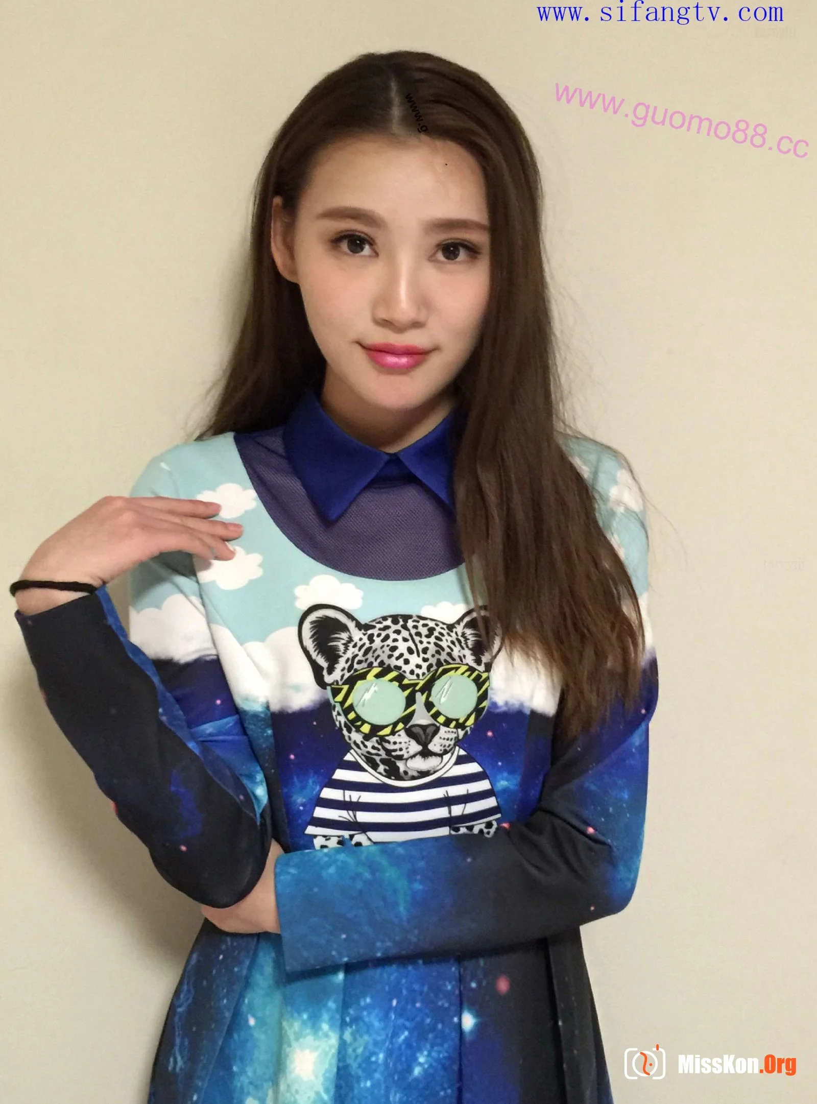Nude photo set of Chinese model: Jiuer - Photo 3