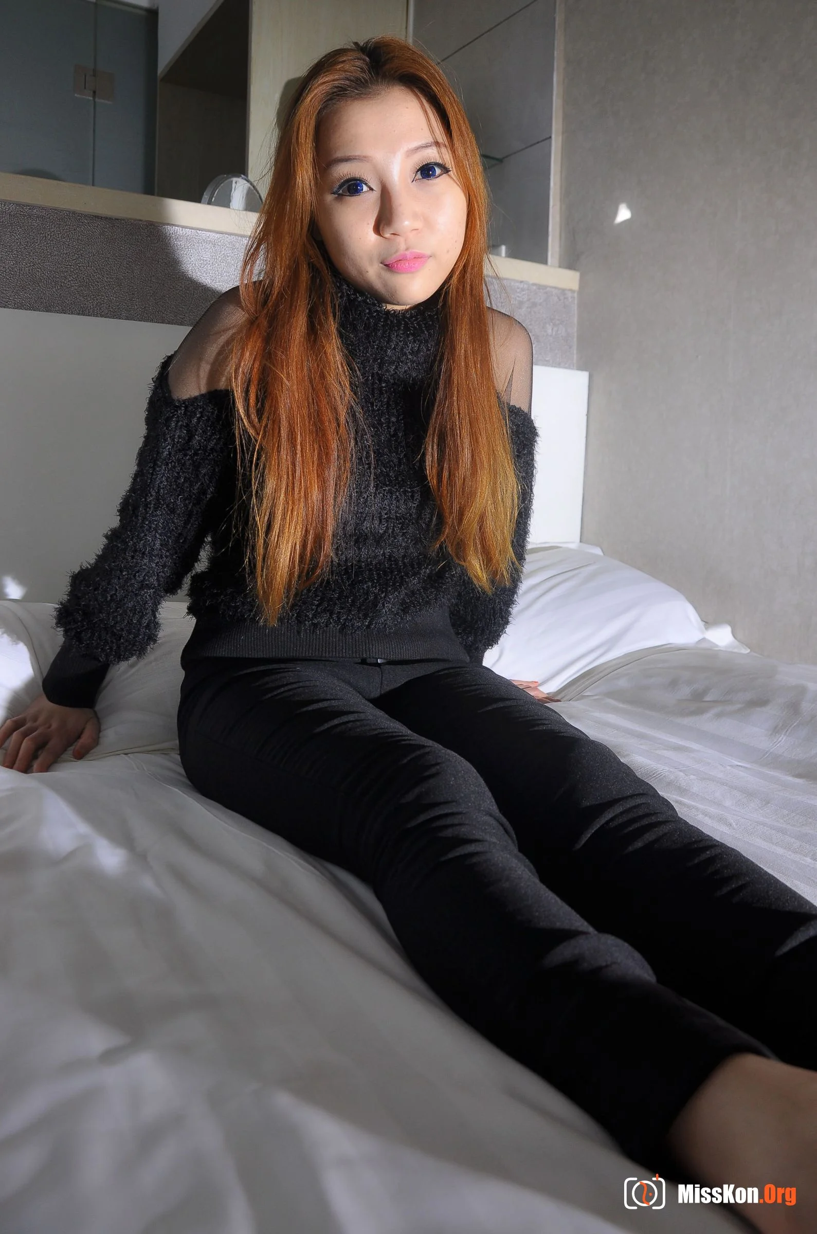 Nude photo set of Chinese model: Joan Joon (2013-11-24) - Photo 6