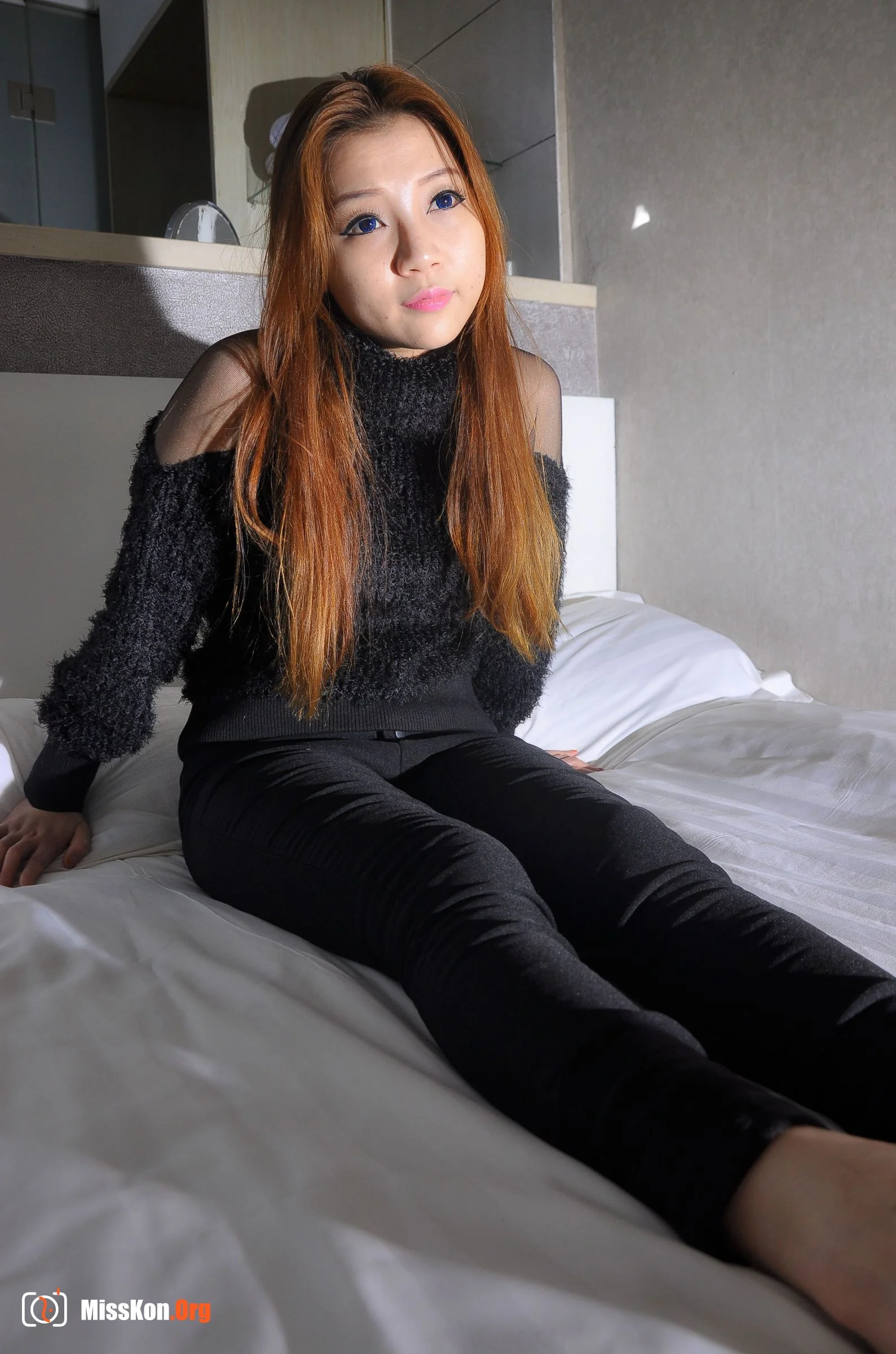 Nude photo set of Chinese model: Joan Joon (2013-11-24) - Photo 9