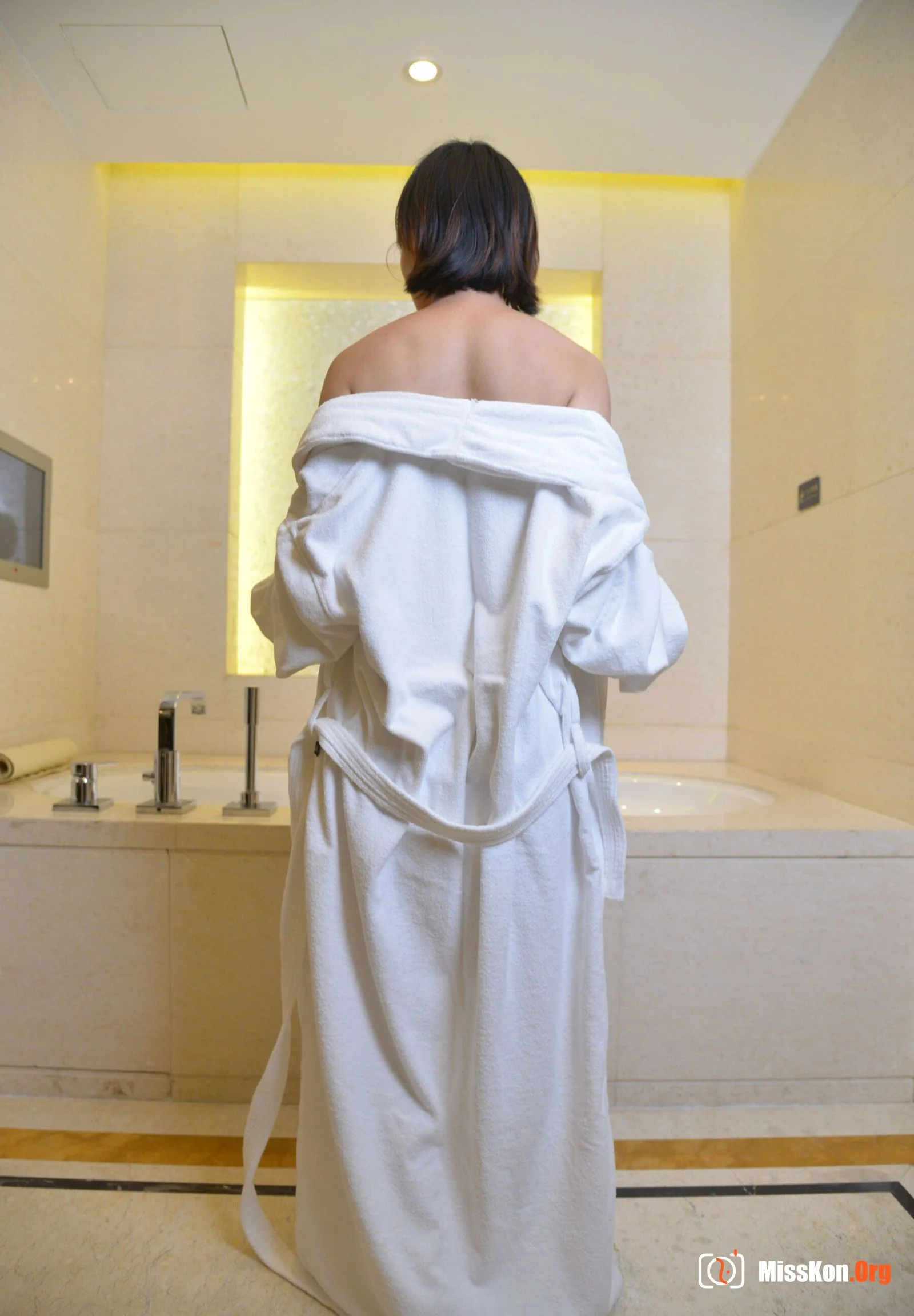 Nude photo set of Chinese model: Kaka - Photo 6
