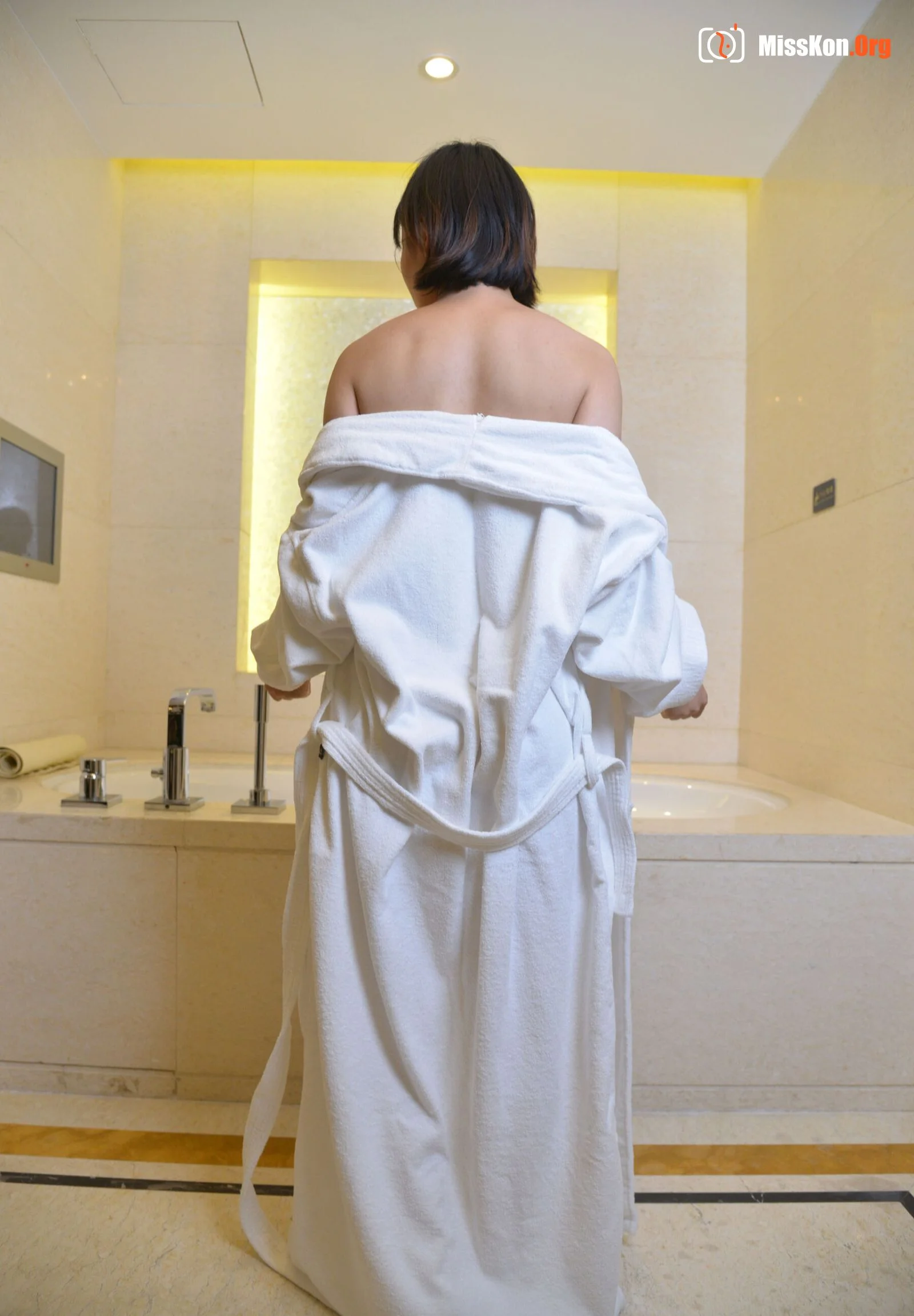 Nude photo set of Chinese model: Kaka - Photo 7