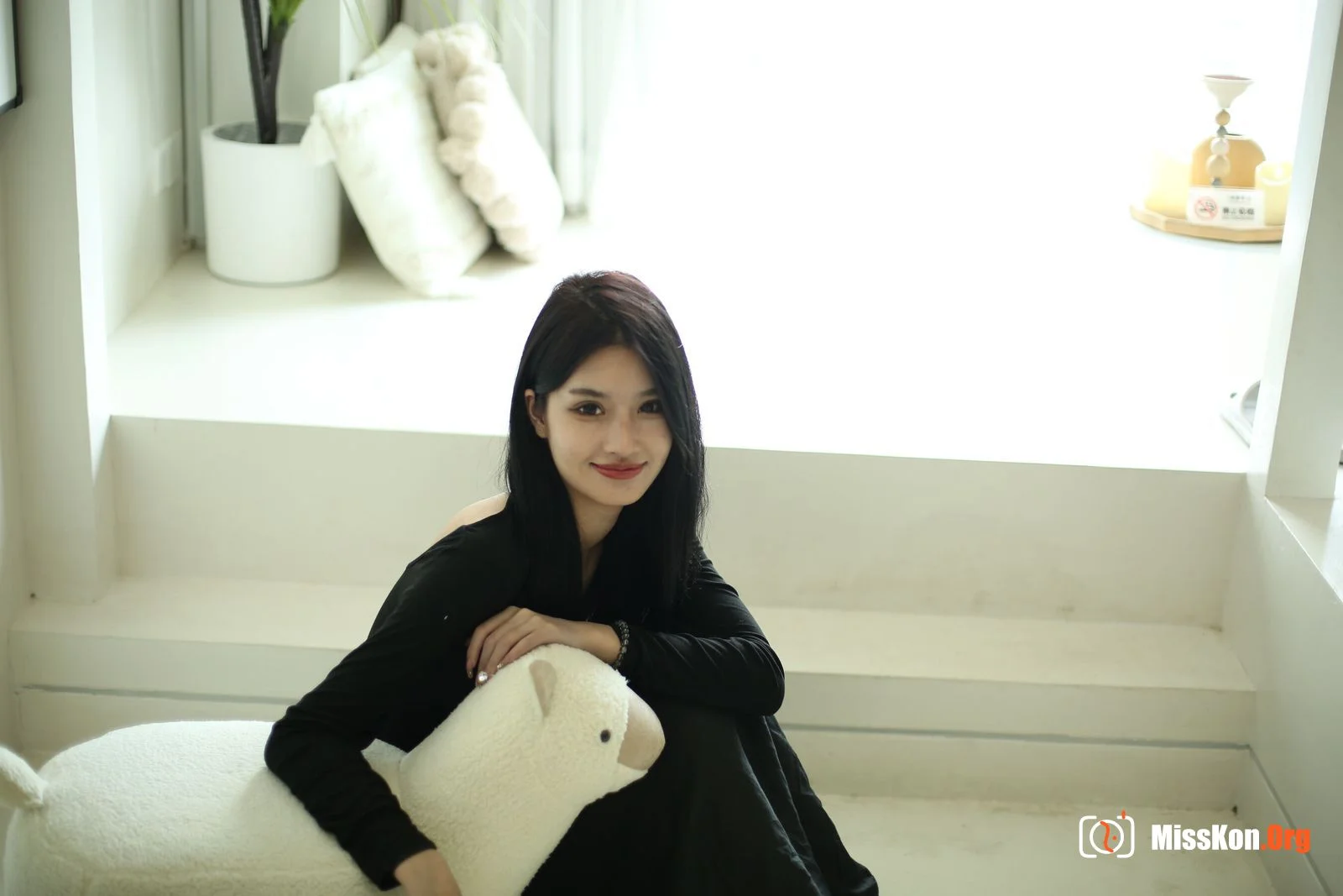 Nude photo set of Chinese model: Kemi (2022-09-17) - Photo 14