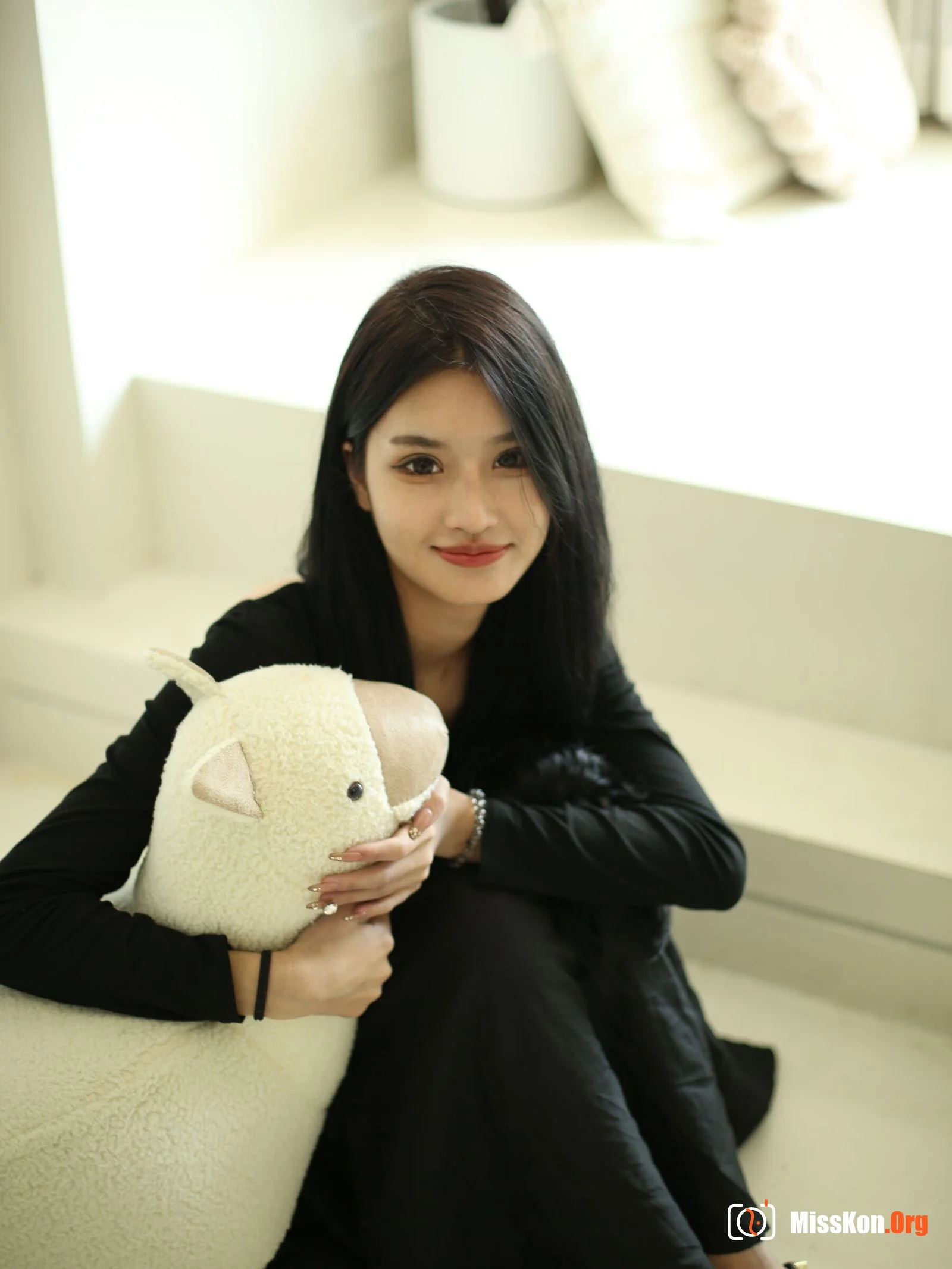 Nude photo set of Chinese model: Kemi (2022-09-17) - Photo 16