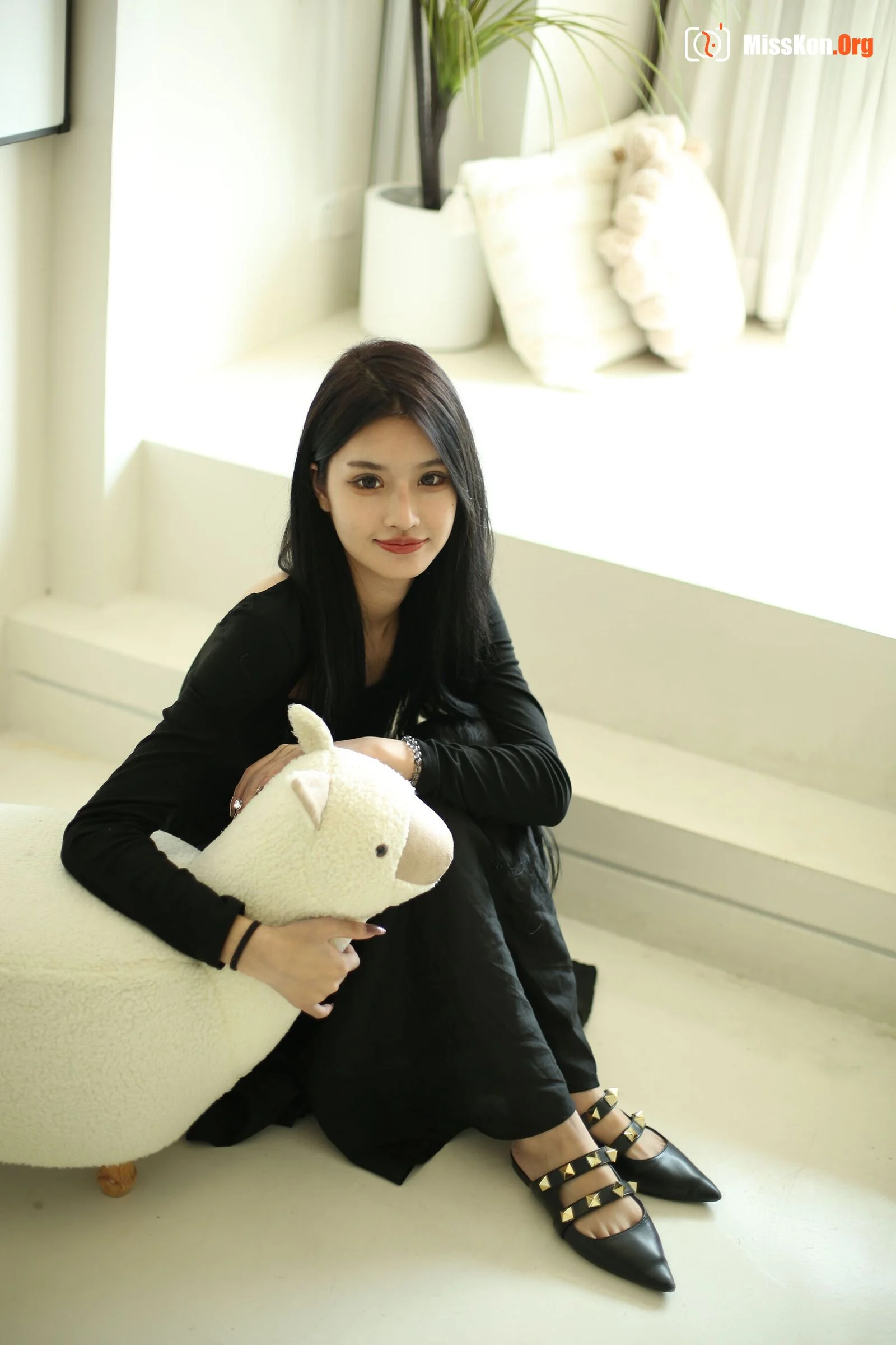 Nude photo set of Chinese model: Kemi (2022-09-17) - Photo 19