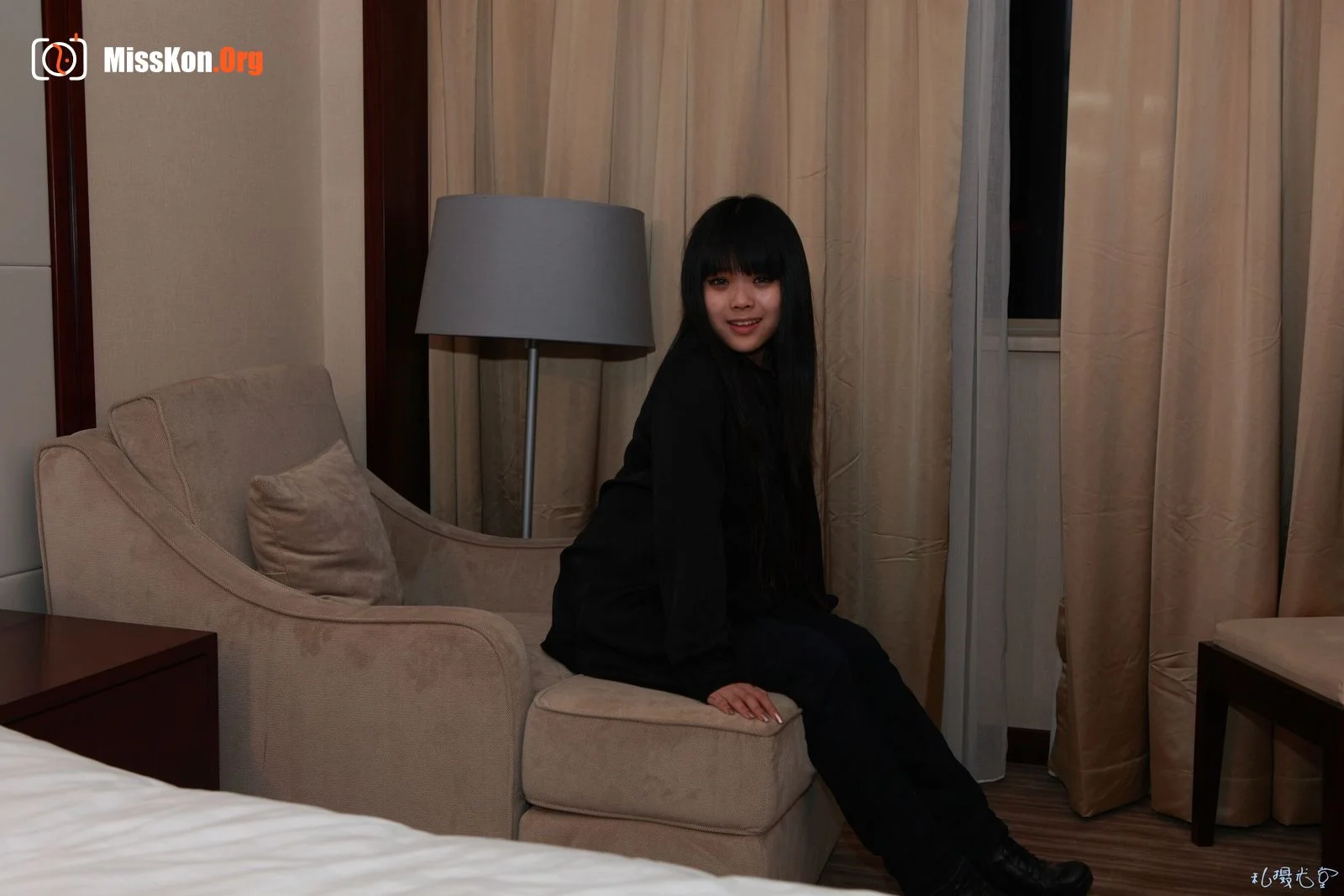 Nude photo set of Chinese model: Kiki (2012-03-02) - Photo 10