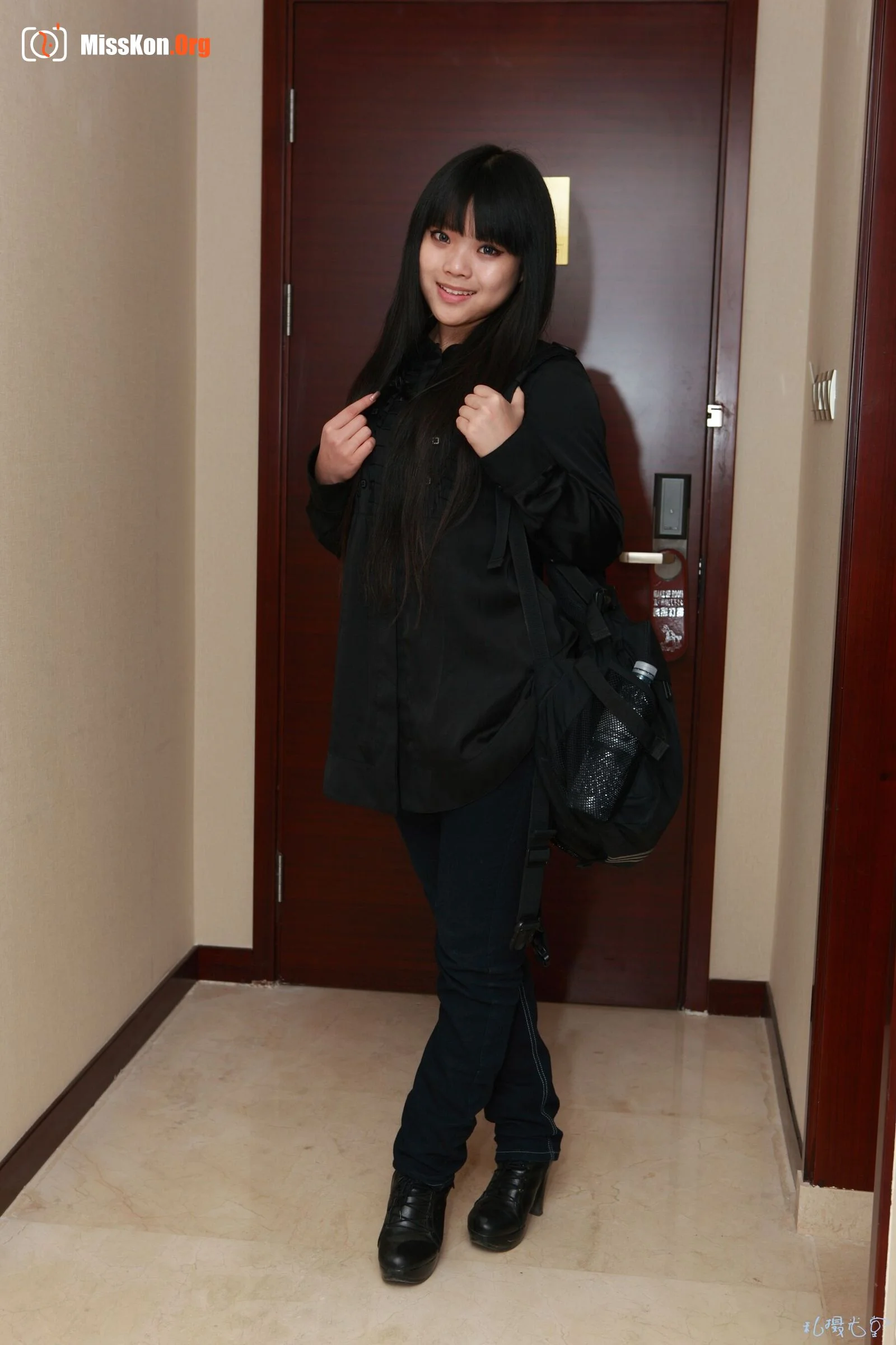 Nude photo set of Chinese model: Kiki (2012-03-02) - Photo 3