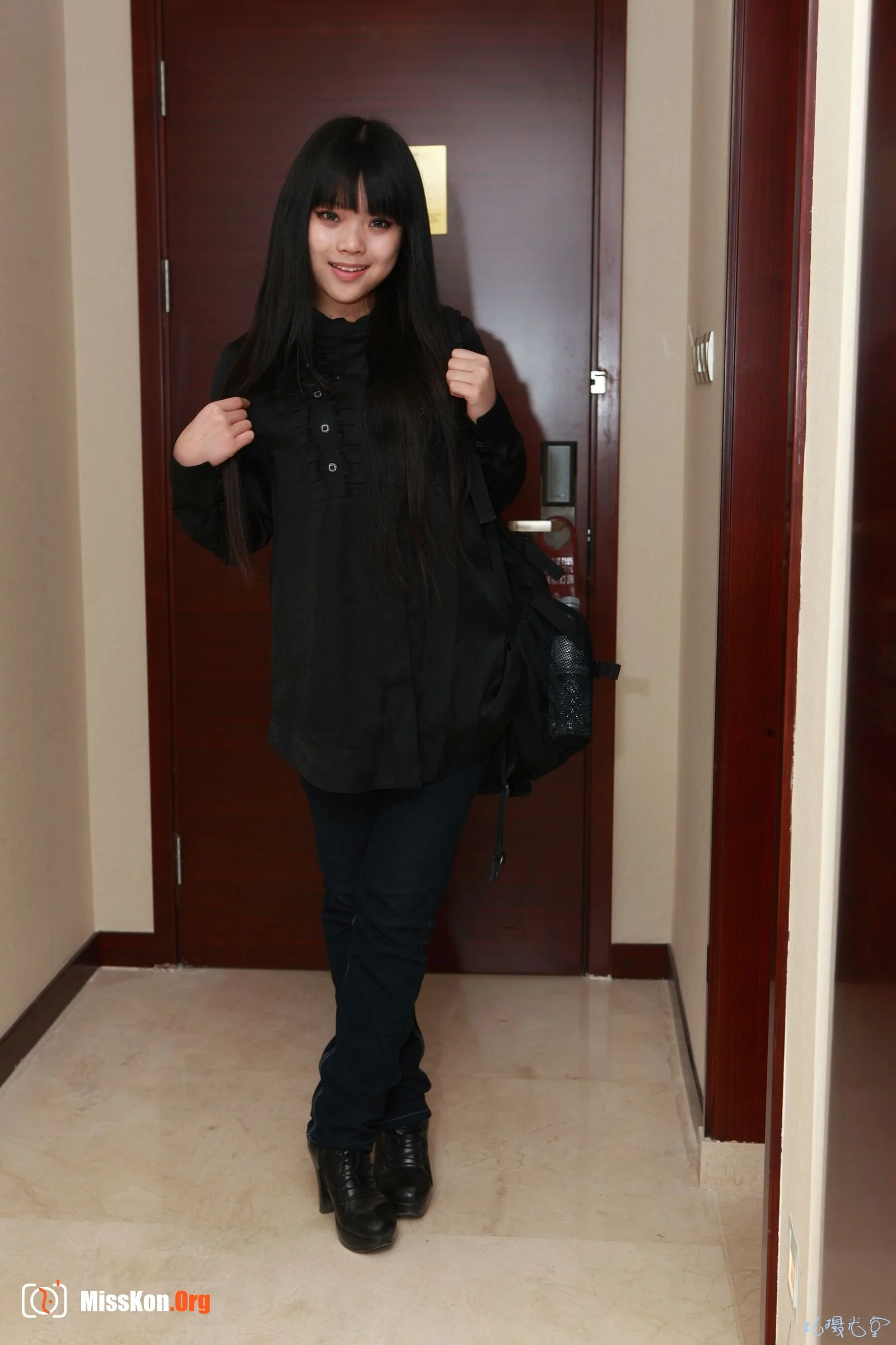 Nude photo set of Chinese model: Kiki (2012-03-02) - Photo 5