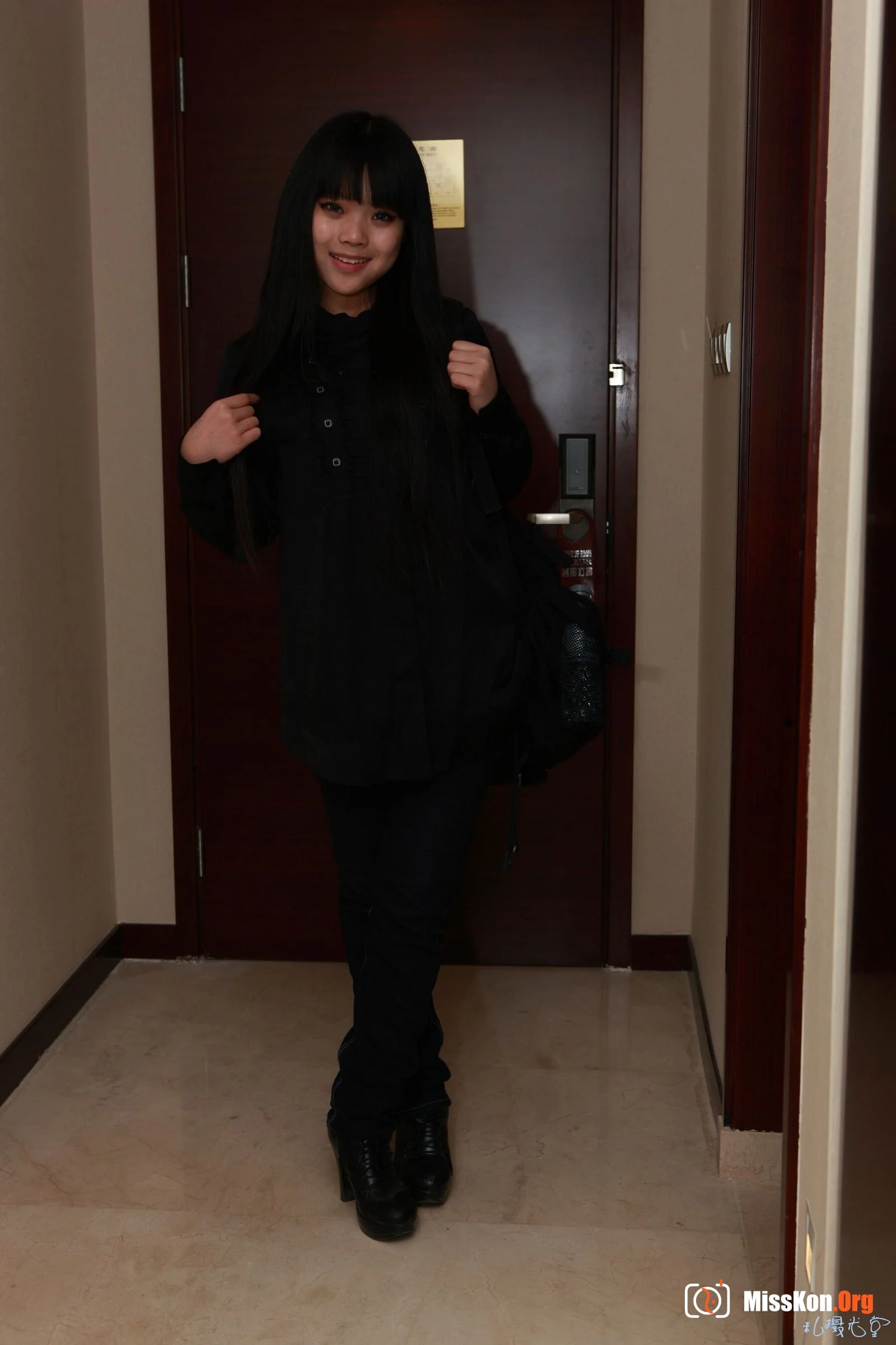 Nude photo set of Chinese model: Kiki (2012-03-02) - Photo 6