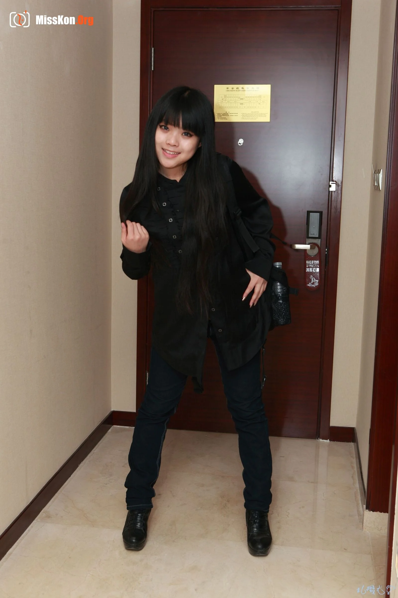 Nude photo set of Chinese model: Kiki (2012-03-02) - Photo 7