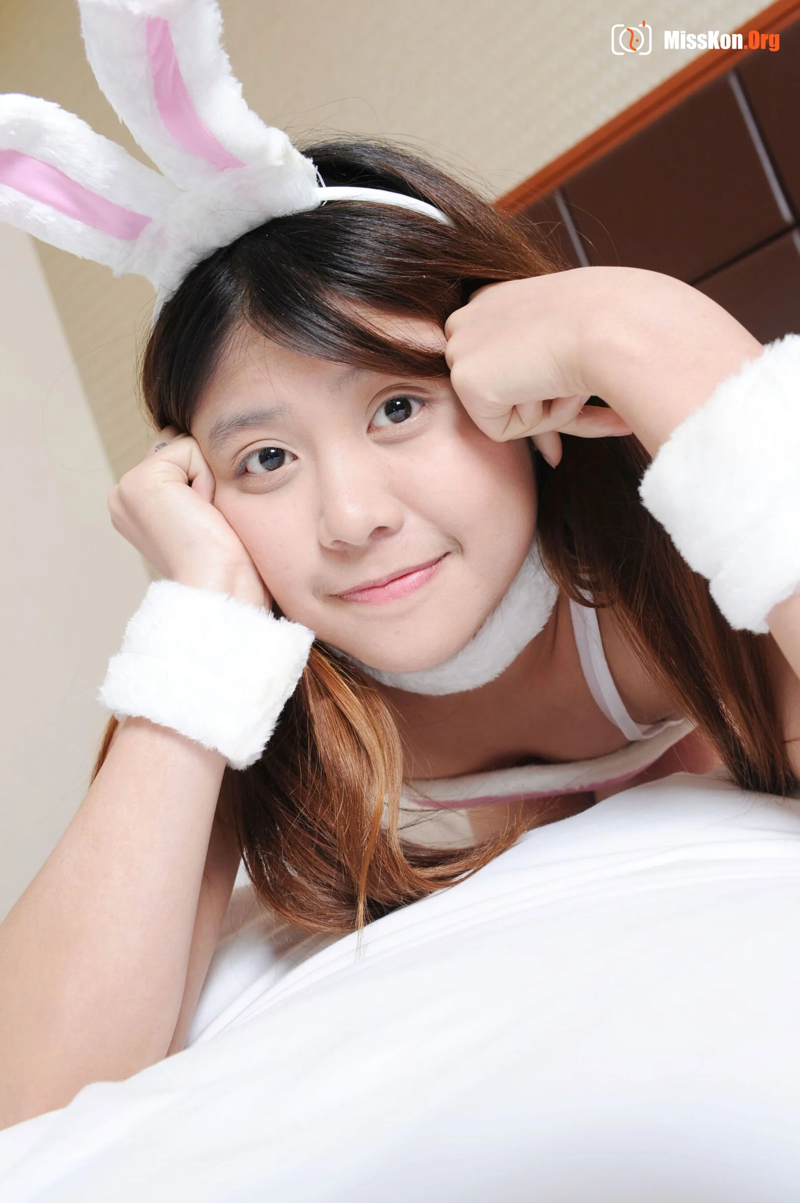 Nude photo set of Chinese model: Lam Lam (2017-05-05) - Photo 19