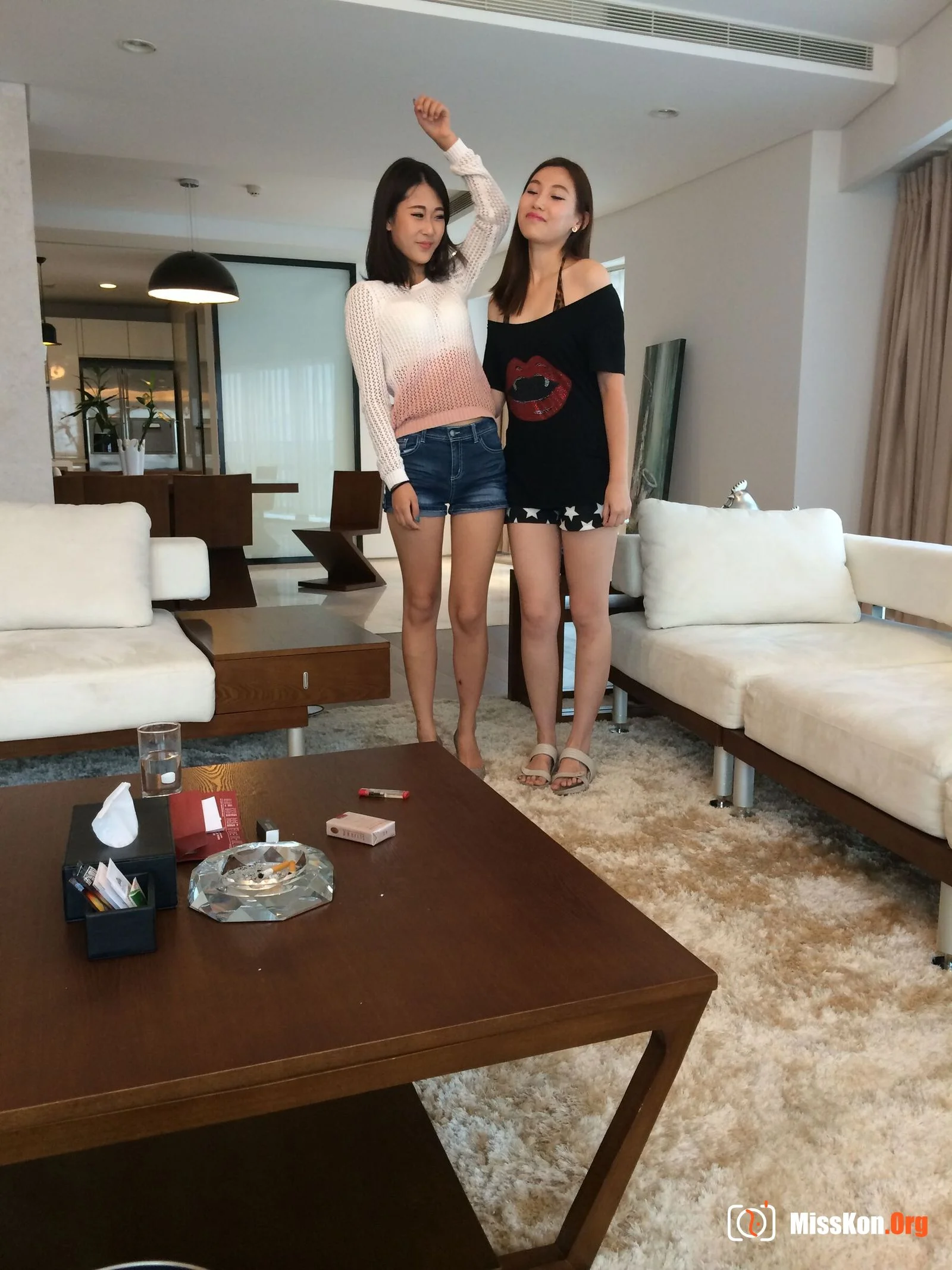 Nude photo set of Chinese model: Li Hua & Girlfriend (2014-08-28) - Photo 6