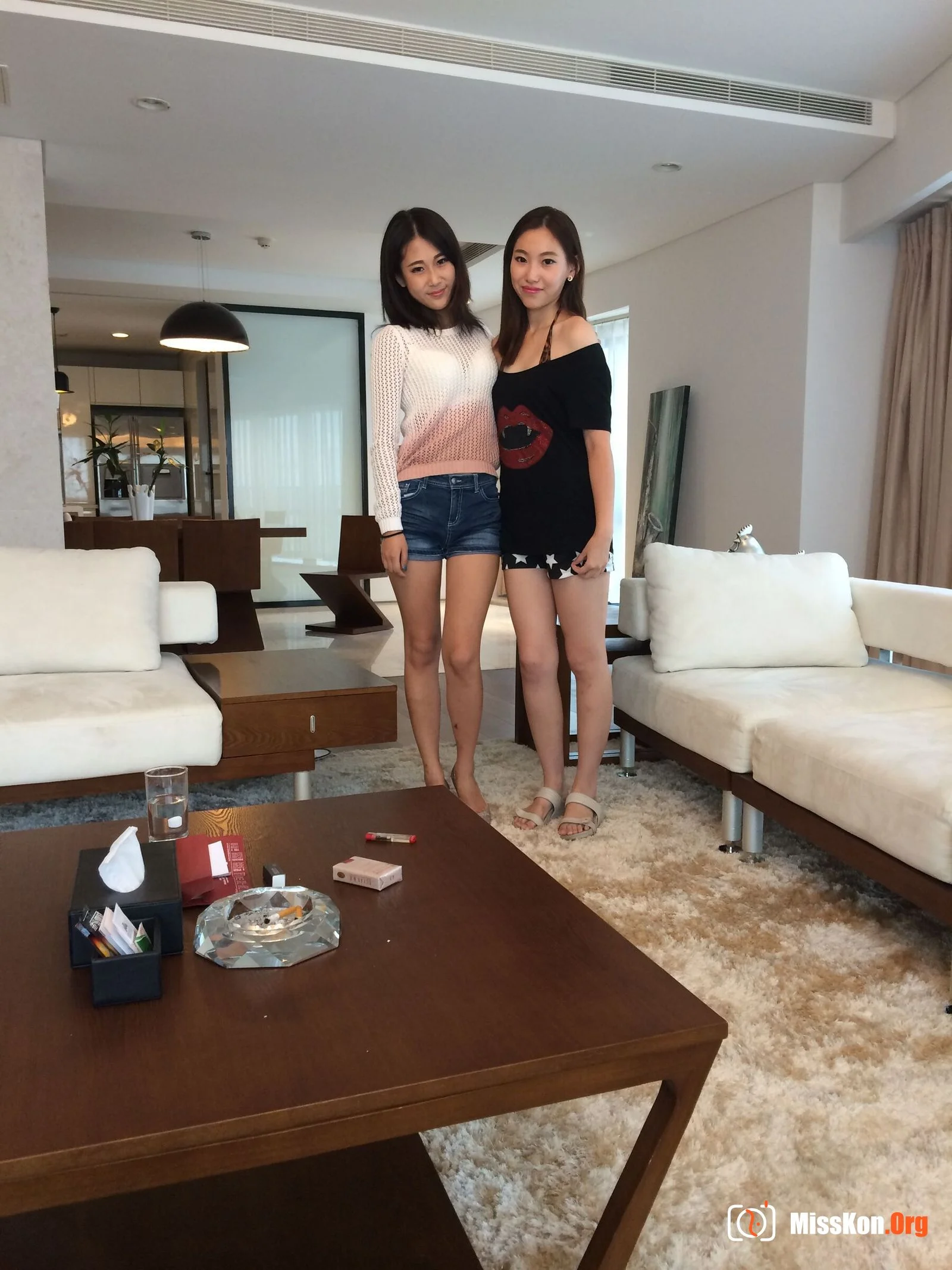 Nude photo set of Chinese model: Li Hua & Girlfriend (2014-08-28) - Photo 8
