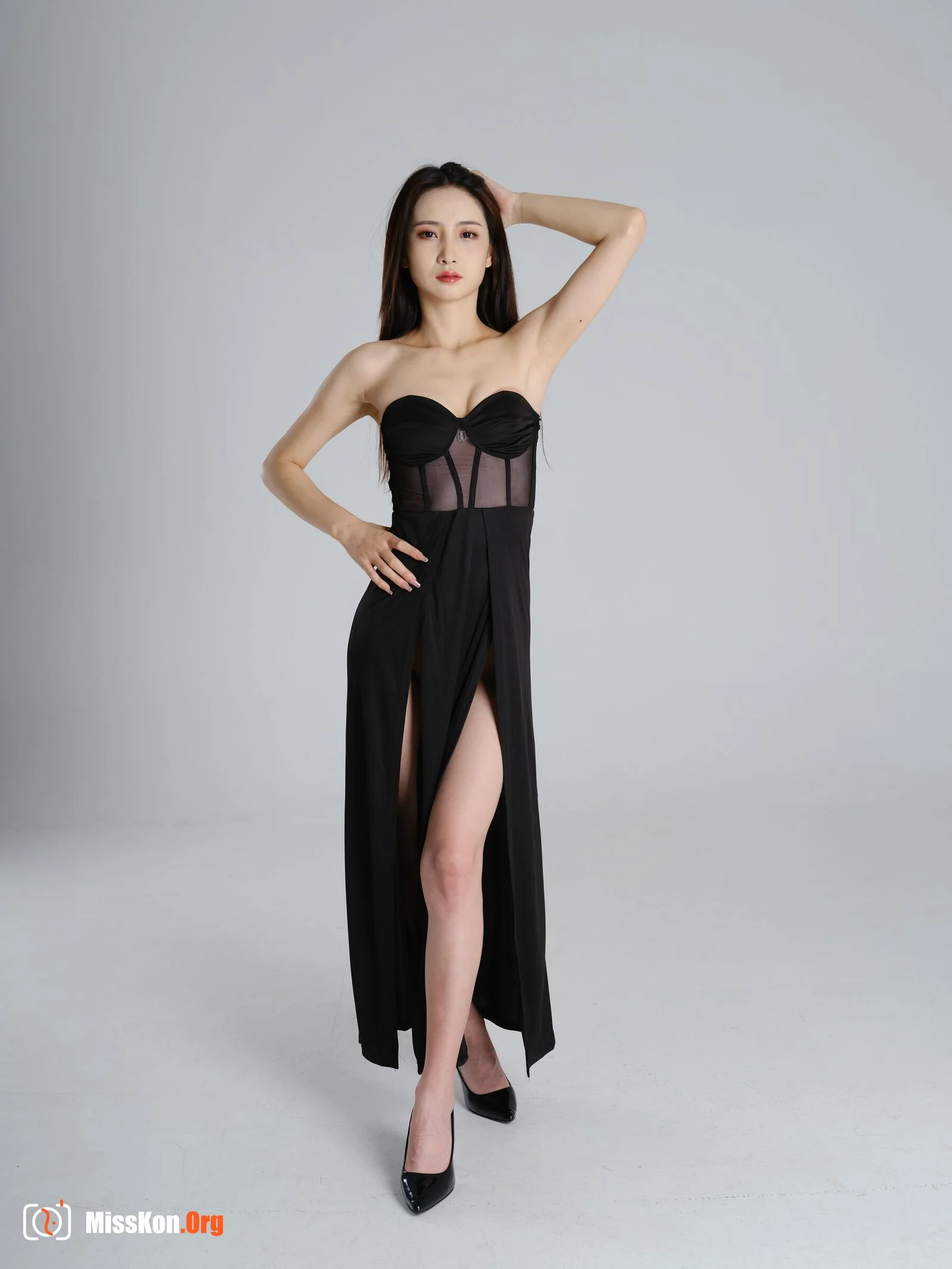 Nude photo set of Chinese model: Li Yuxin (2022-05-22) - Photo 3