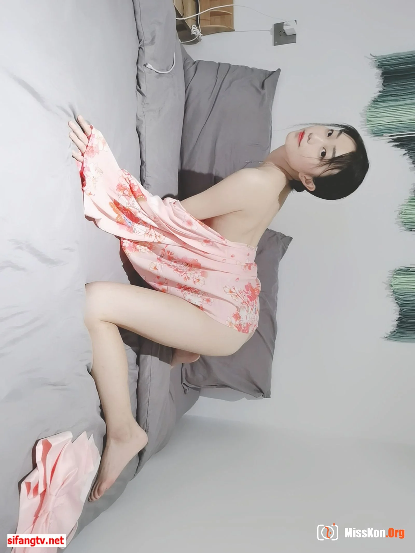 Nude photo set of Chinese model: Li Ziyue - Photo 16