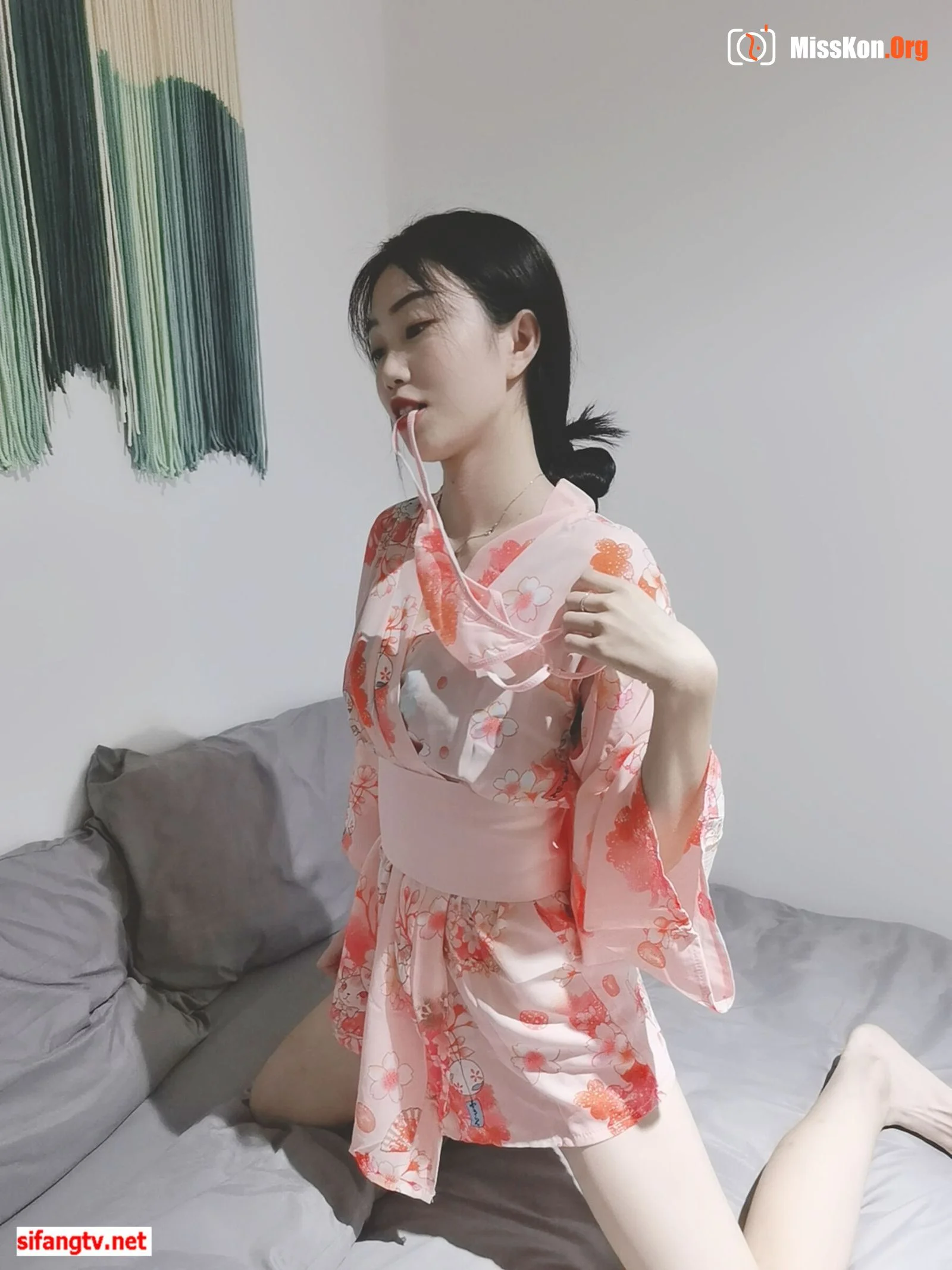 Nude photo set of Chinese model: Li Ziyue - Photo 3