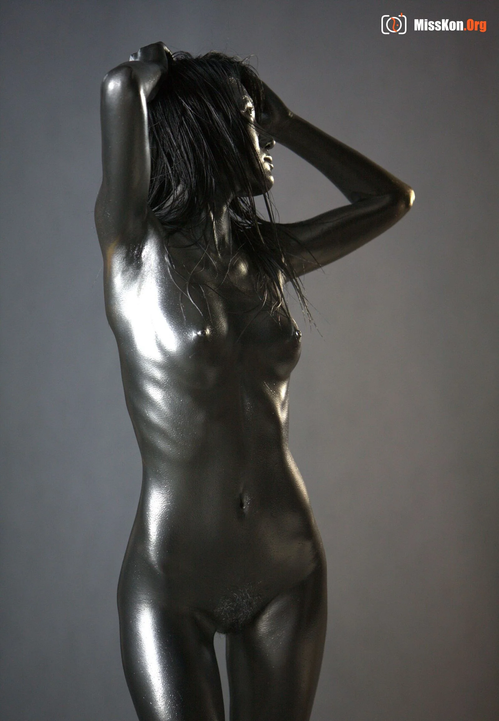 Nude photo set of Chinese model: Lily of the Valley (2007-01-01) - Photo 12