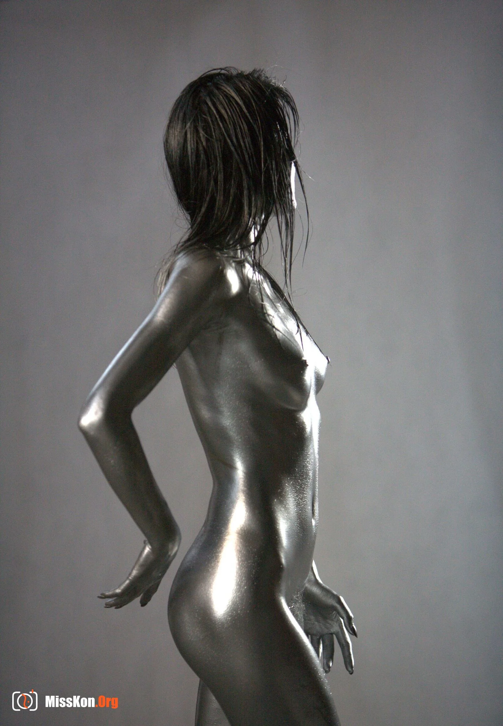 Nude photo set of Chinese model: Lily of the Valley (2007-01-01) - Photo 3