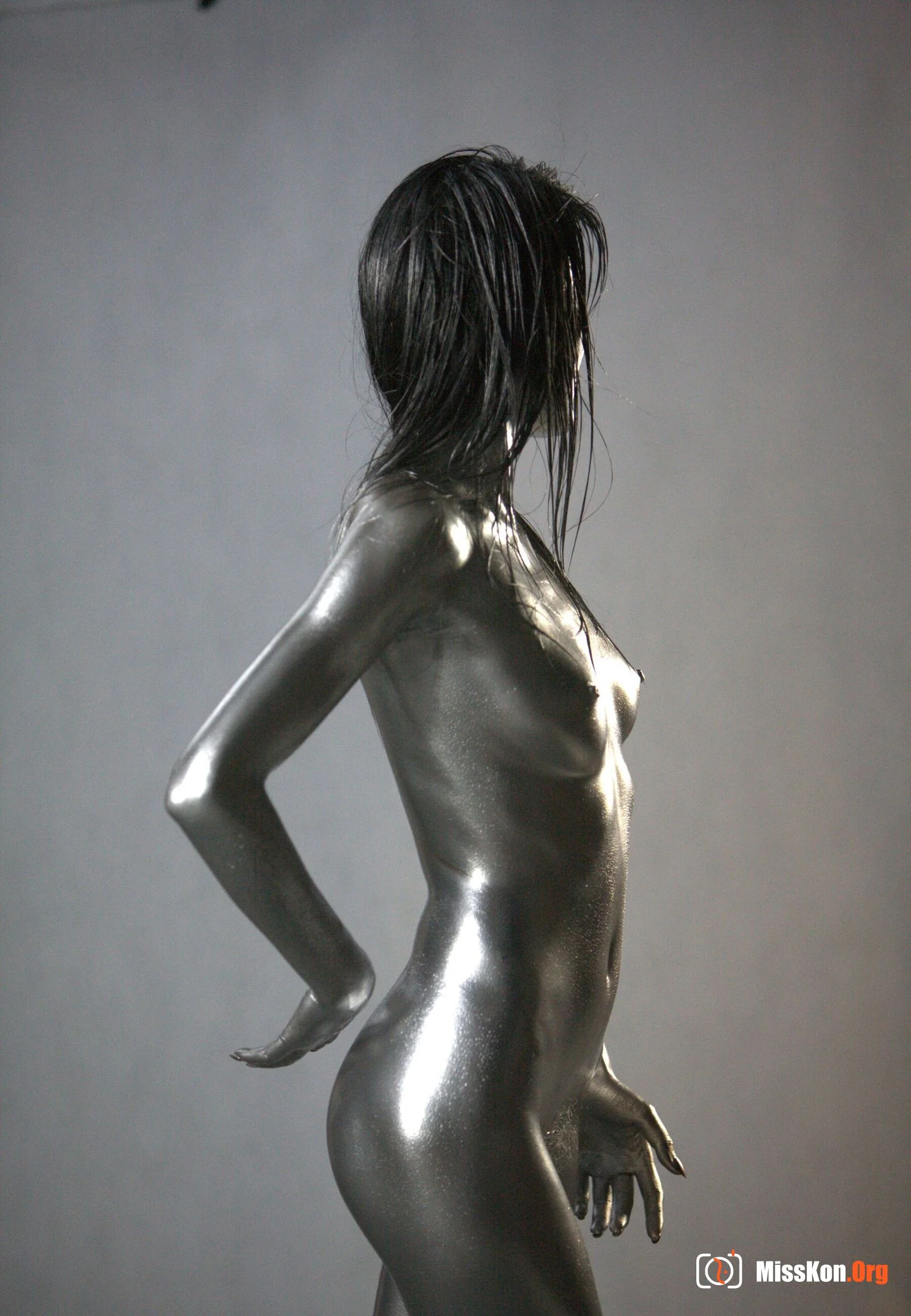 Nude photo set of Chinese model: Lily of the Valley (2007-01-01) - Photo 4