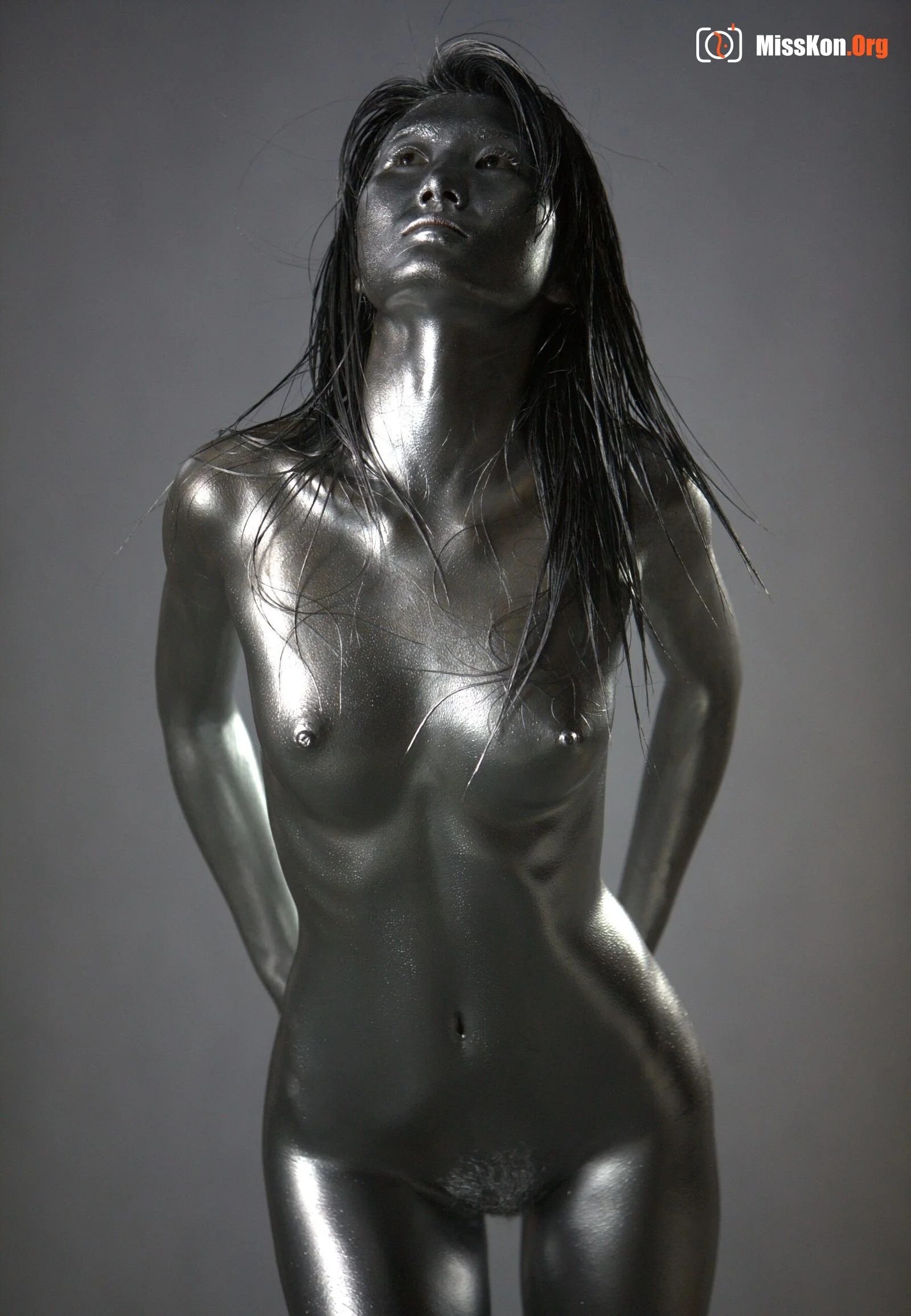 Nude photo set of Chinese model: Lily of the Valley (2007-01-01) - Photo 9