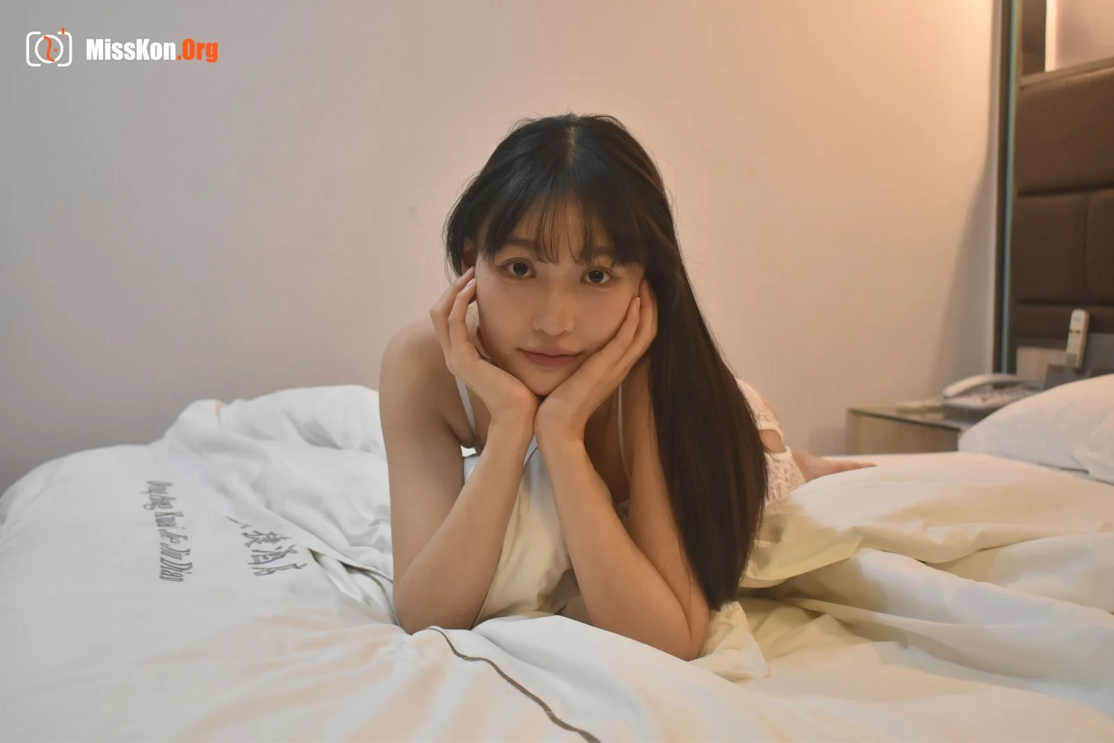 Nude photo set of Chinese model: Lily of the Valley (2023-06-01) - Photo 9