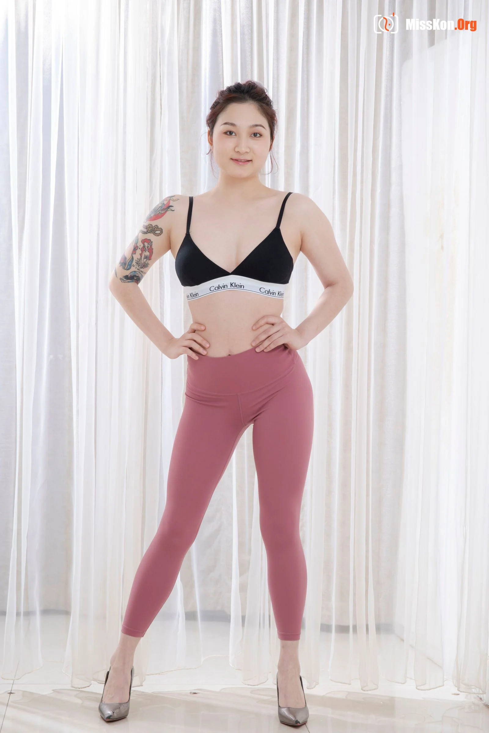 Nude photo set of Chinese model: Lin Ling (2020-12-17) - Photo 9