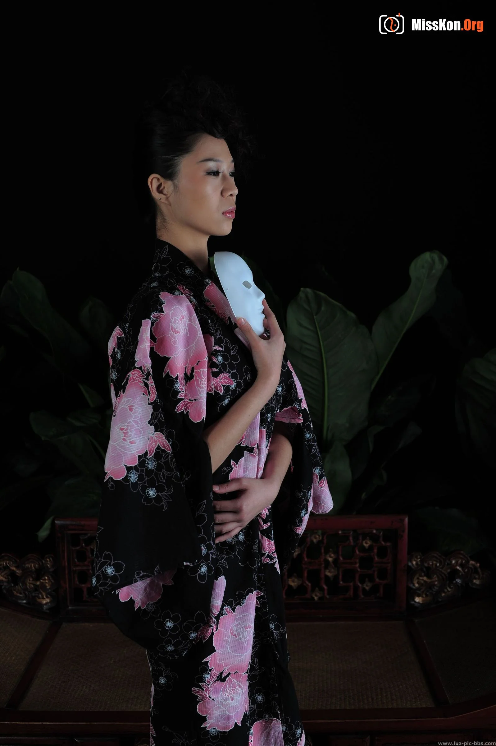 Nude photo set of Chinese model: Lin Xi (2009-10-31) - Photo 2