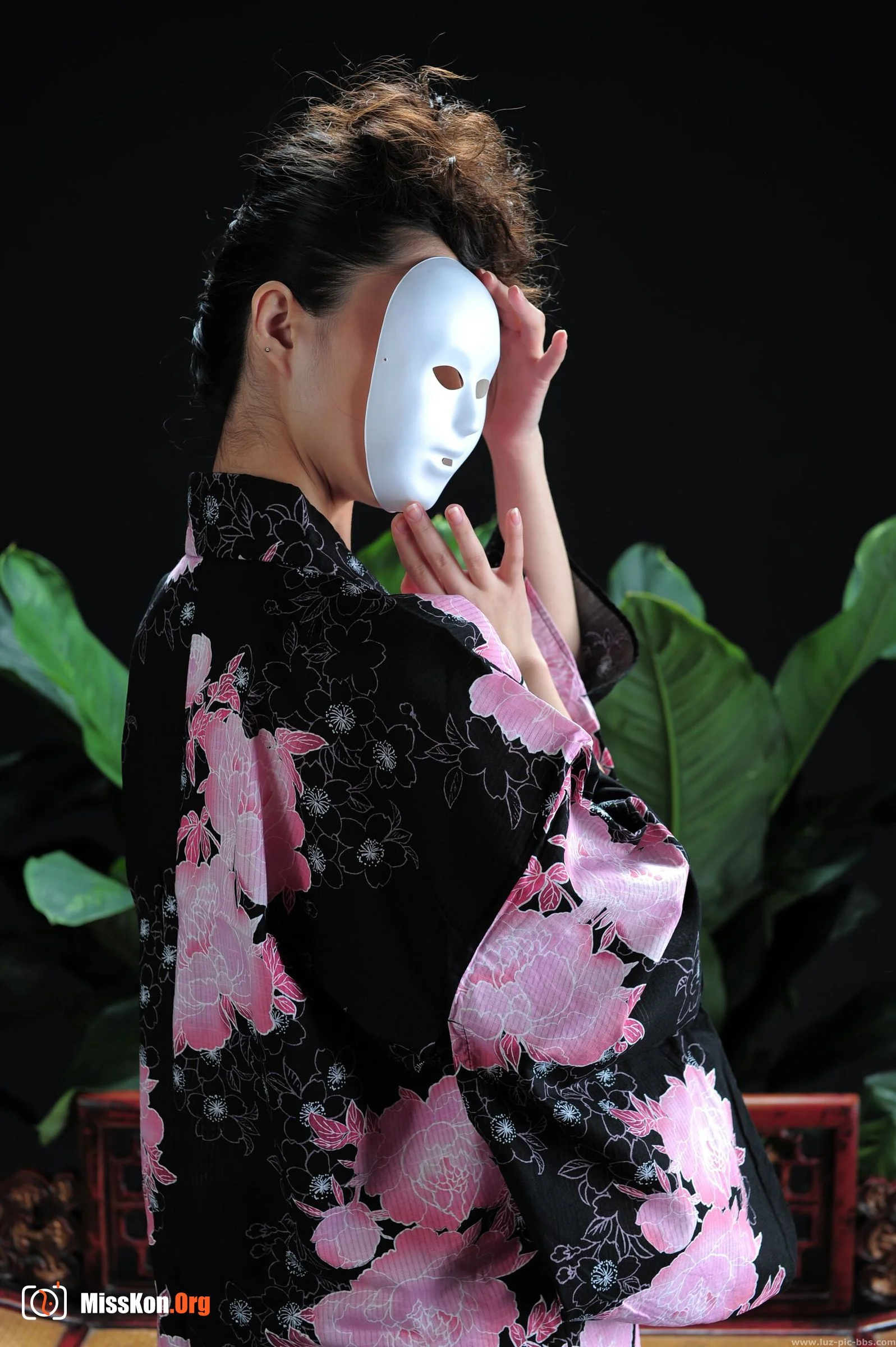 Nude photo set of Chinese model: Lin Xi (2009-10-31) - Photo 20