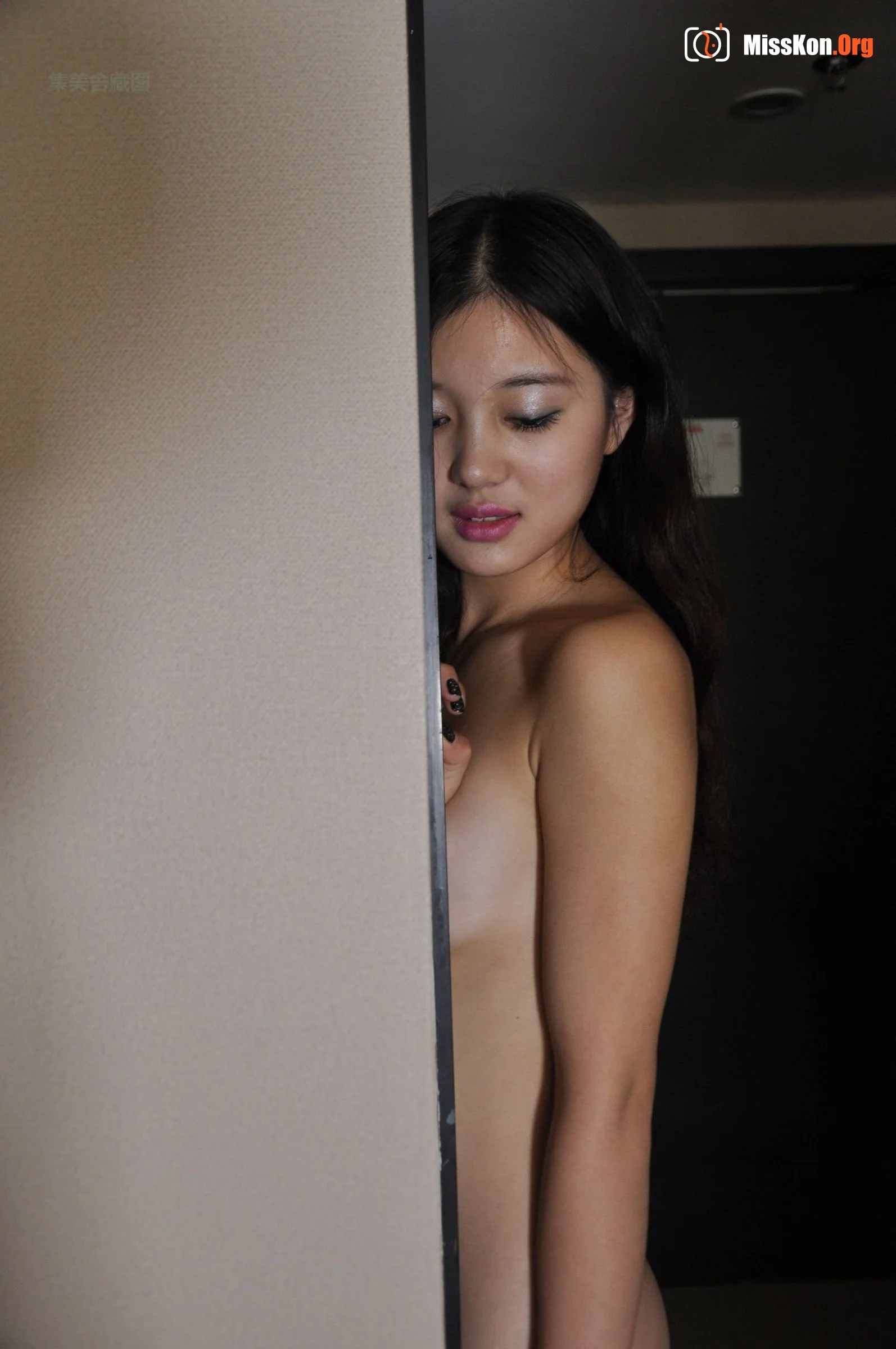 Nude photo set of Chinese model: Lin Ziyan (2012-12-22) - Photo 20