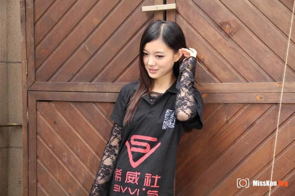 Nude photo set of Chinese model: Lin Ziyan (2013-07-26) - Photo 19