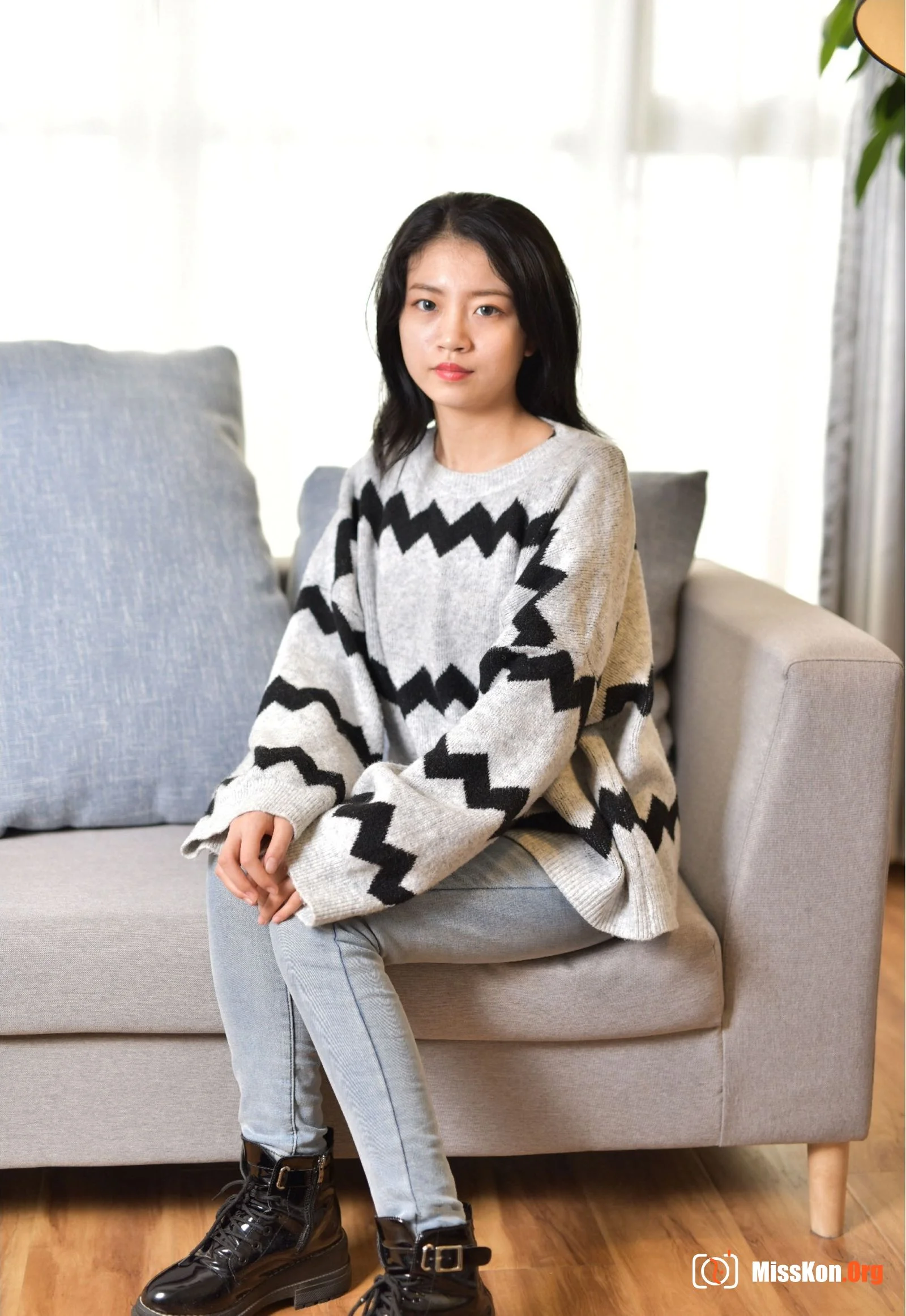 Nude photo set of Chinese model: Little Mimi (Yuzhen) (2018-12-01) - Photo 17