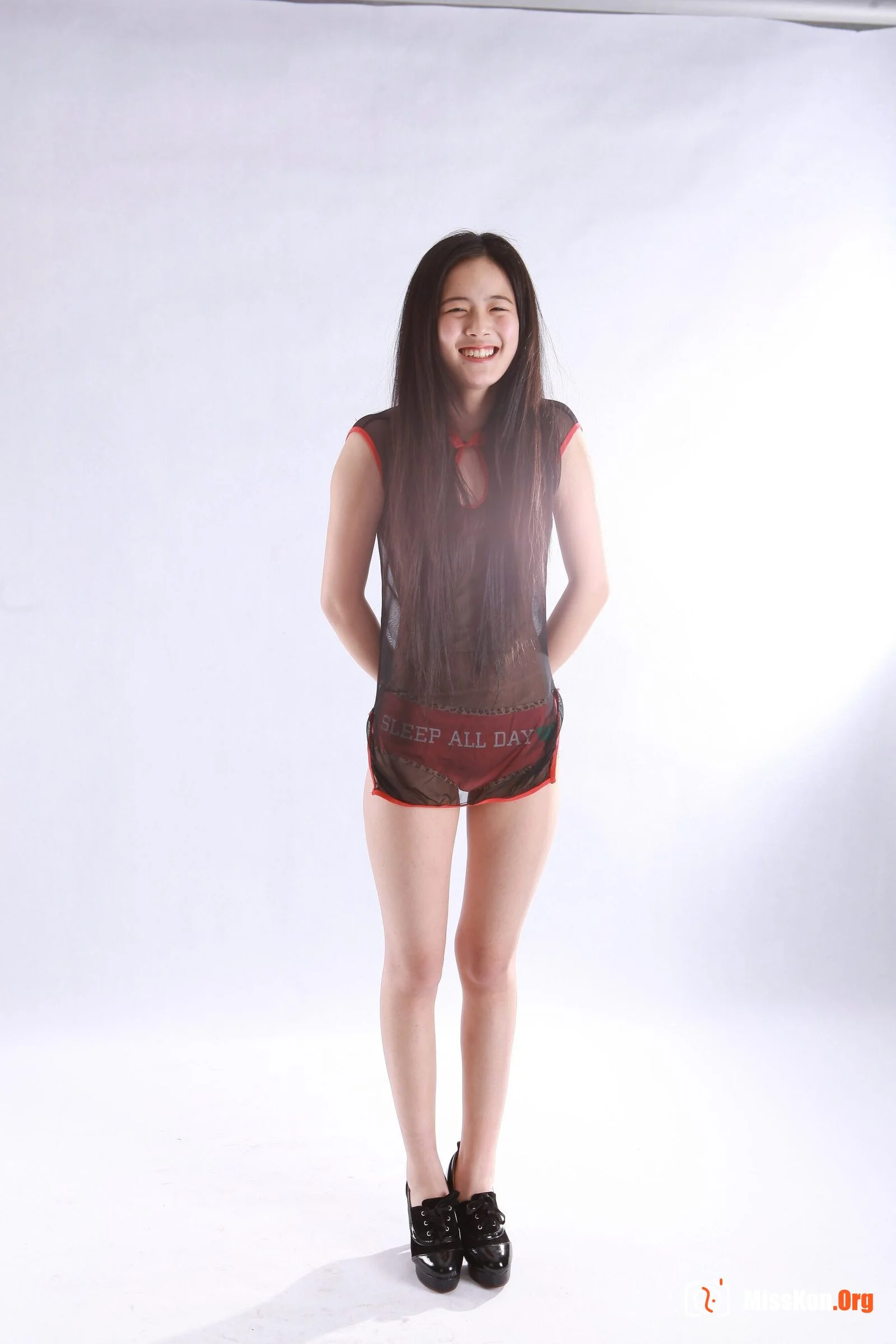 国模 小MM 大尺度人体私拍套图（2013-03-25） - 照片 4